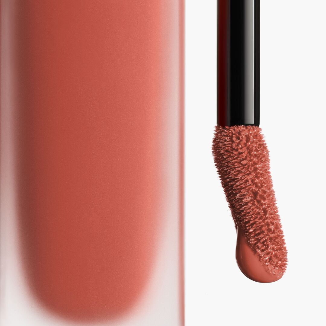 CHANEL ROUGE ALLURE LIQUID VELVET BATOM LÍQUIDO MATE INTENSO DE LONGA DURAÇÃO