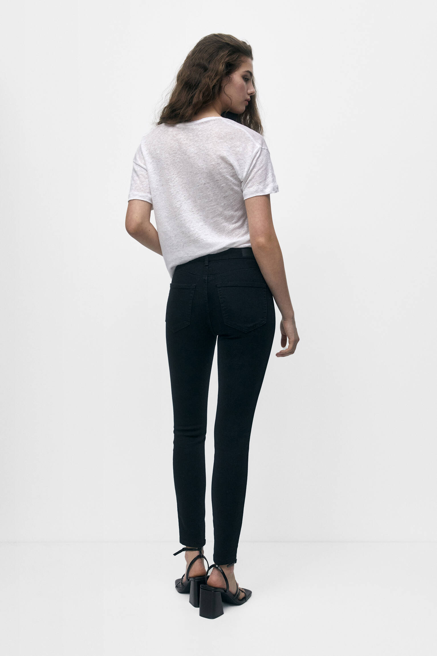JEGGING DE CINTURA ALTA - PRETO