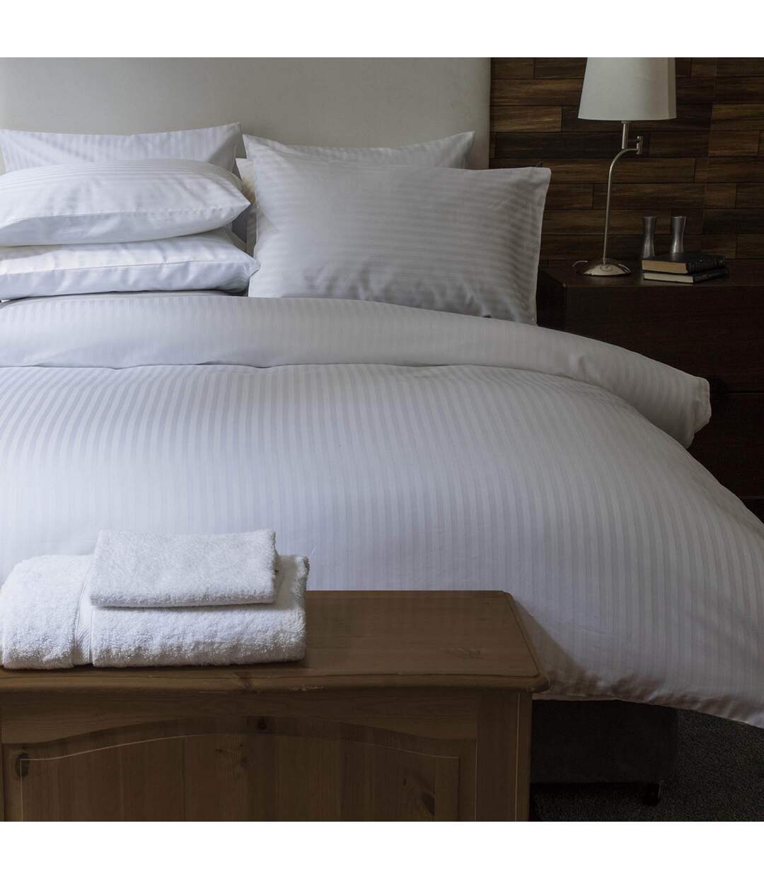 Belledorm - Housse de couette SATIN STRIPE (Blanc) - UTBM194