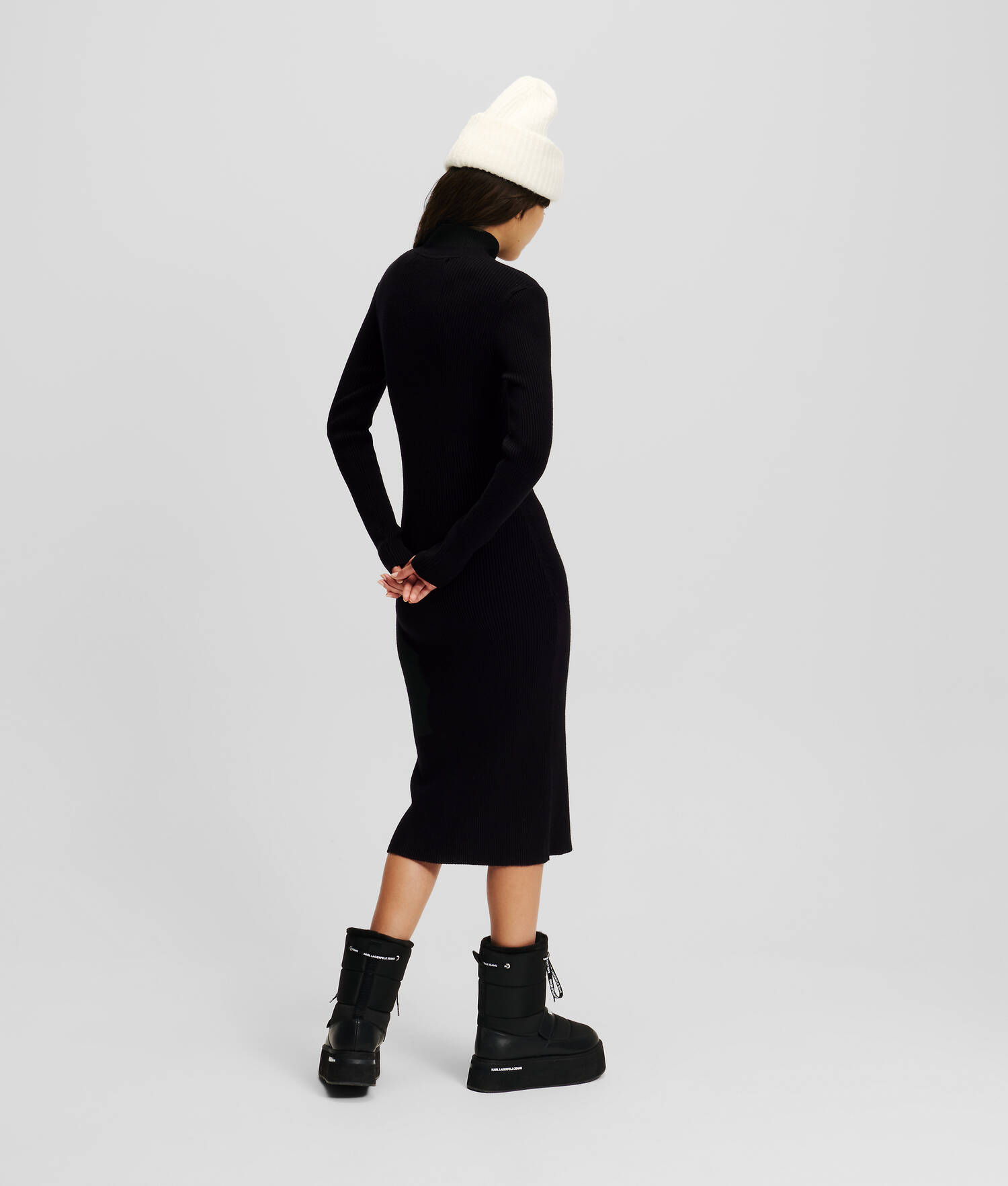 ROBE EN TRICOT ZIPPÉE SUR LE DEVANT KLJ