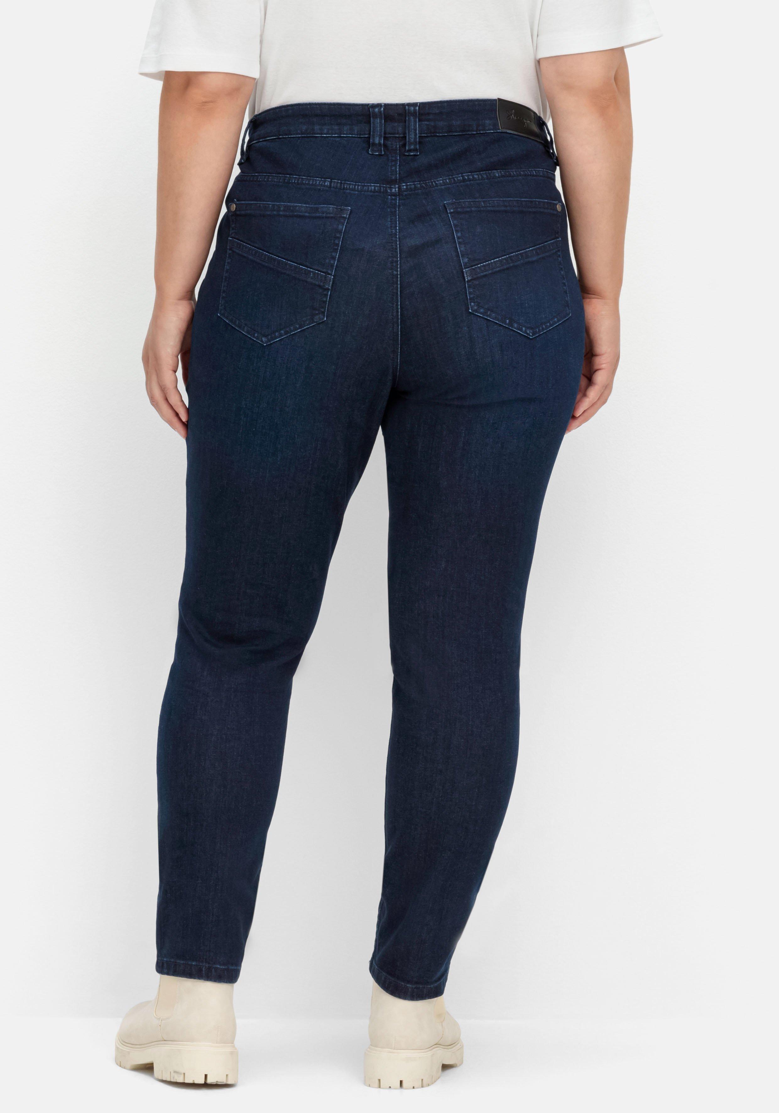 Schmale Jeans mit aufgesetzten Taschen