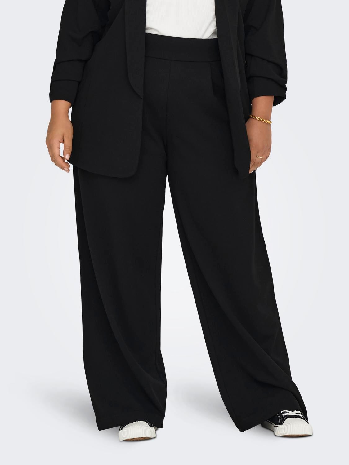 CARSTILLA Normal geschnitten Hose mit weitem Beinschnitt Black