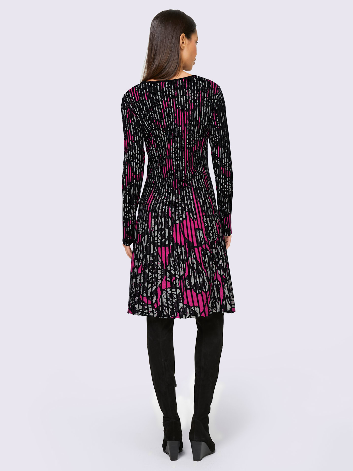 Robe en tricot coupe légèrement évasée