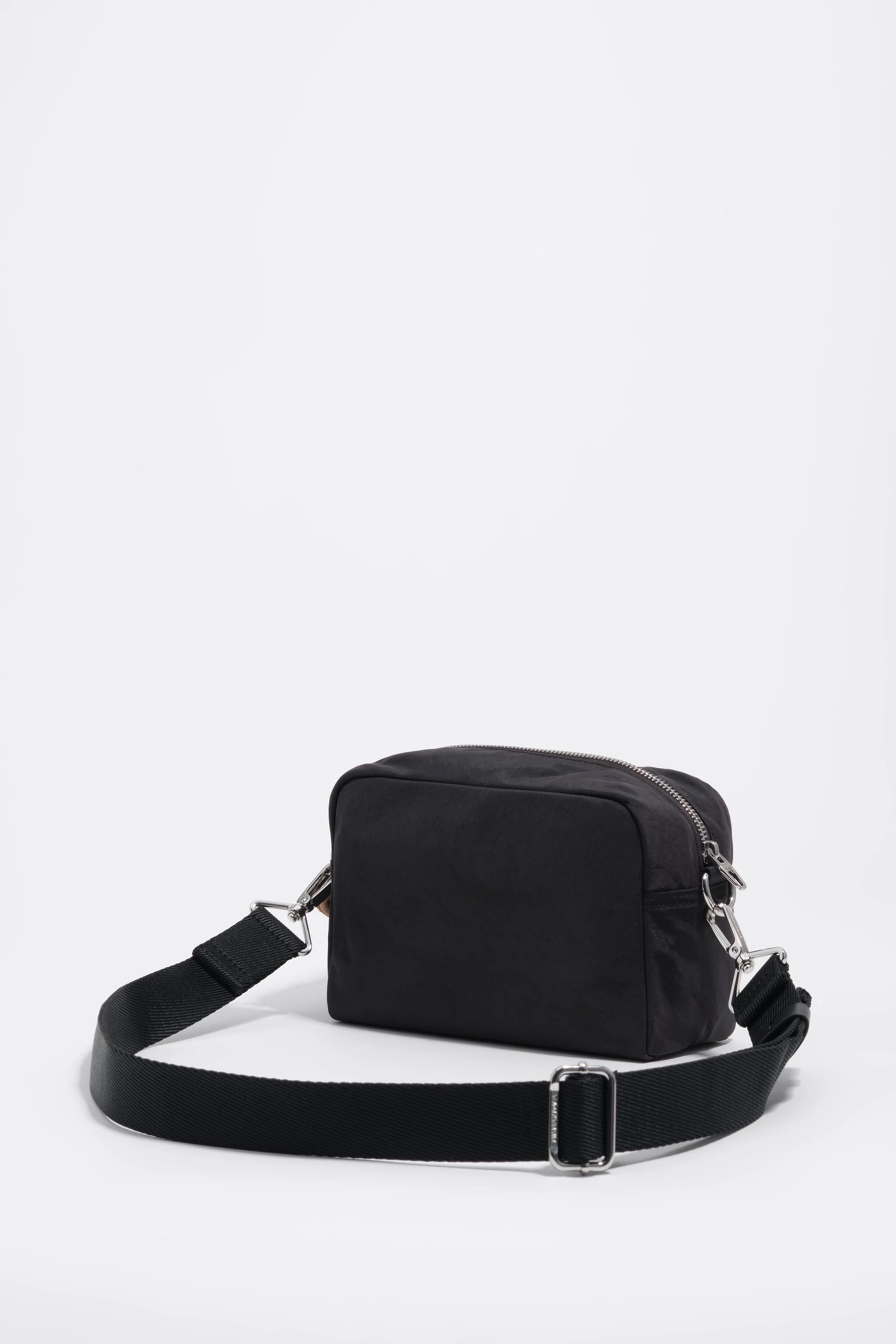 Bolsa transversal em nylon grafite