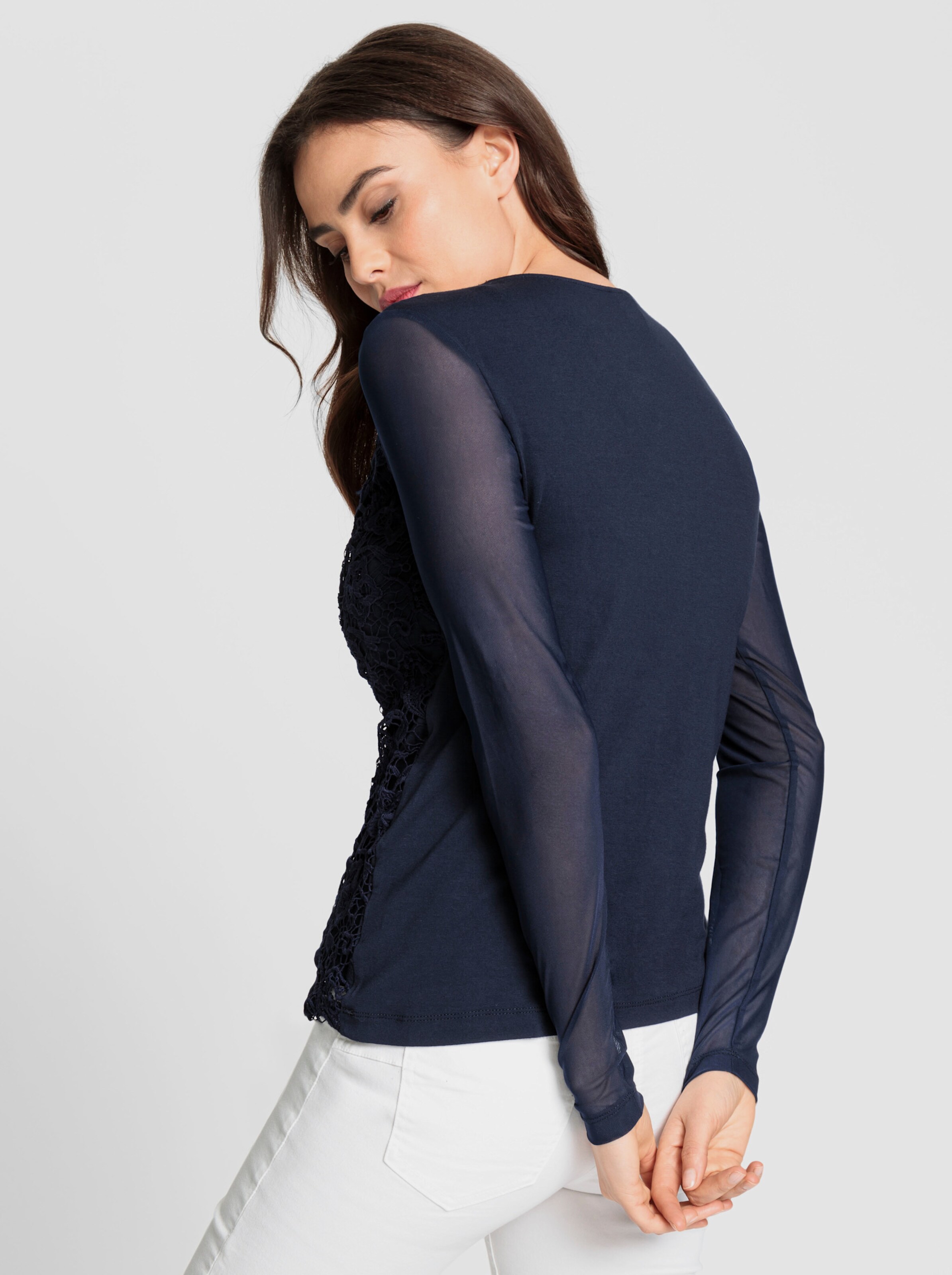 Spitzenshirt