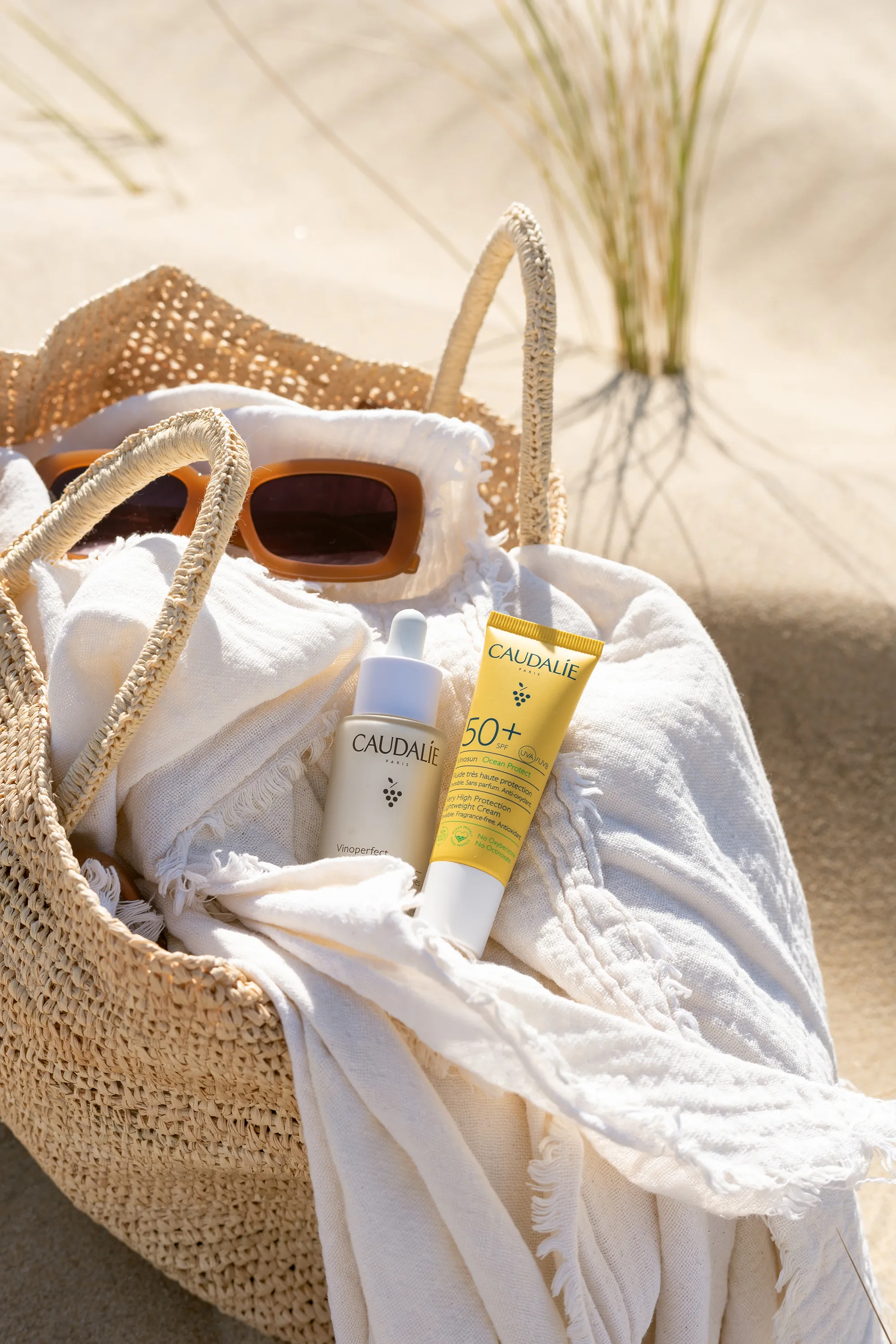 Caudalie Coffret Sérum Vinoperfect & protection solaire SPF50 offerte-30 ml