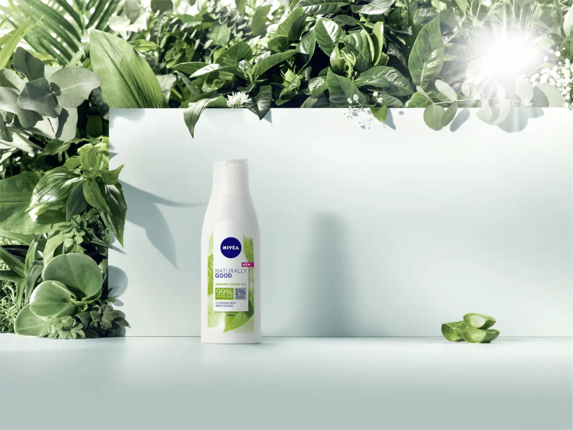 LAIT DÉMAQUILLANT VISAGE THÉ VERT BIO NATURALLY GOOD