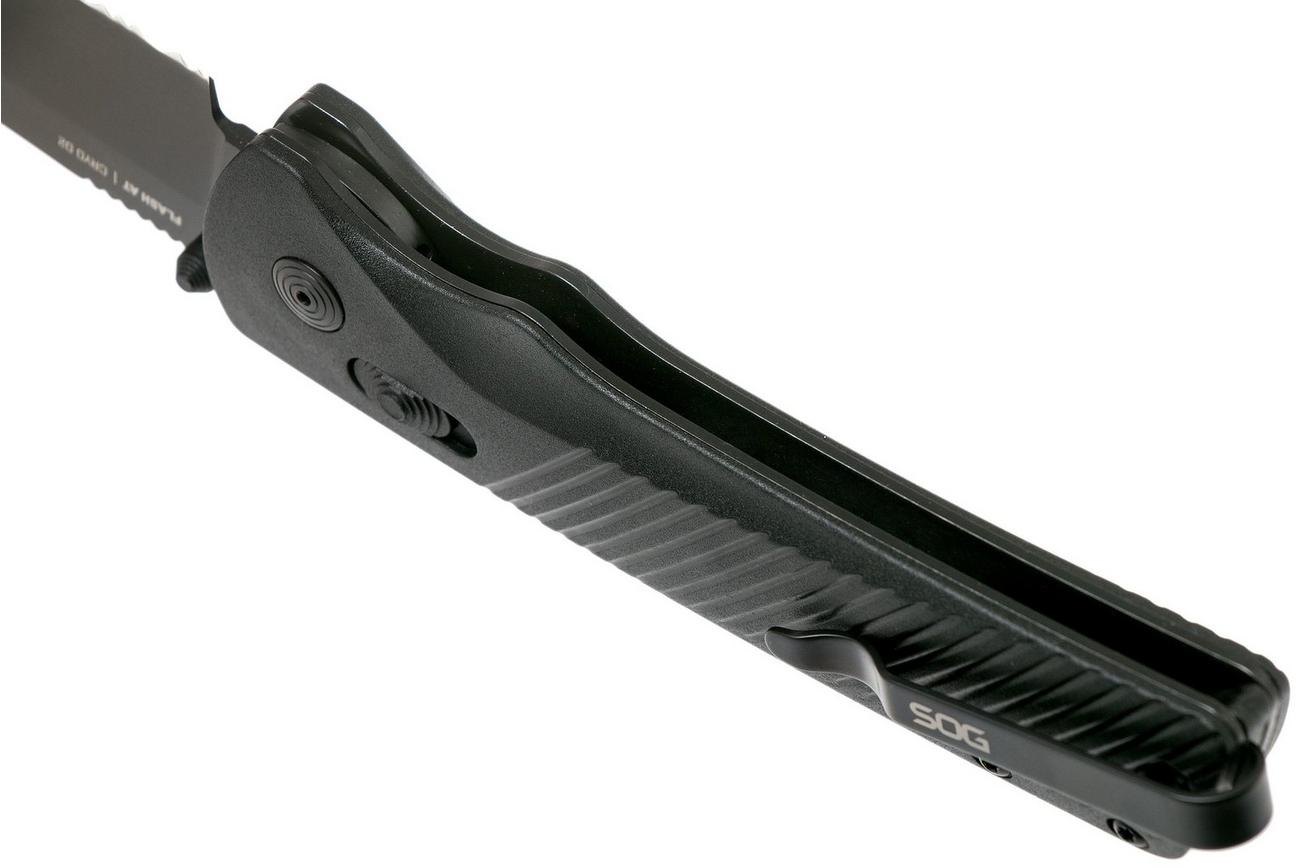 SOG Flash AT Blackout Serrated 11-18-02-57 zakmes