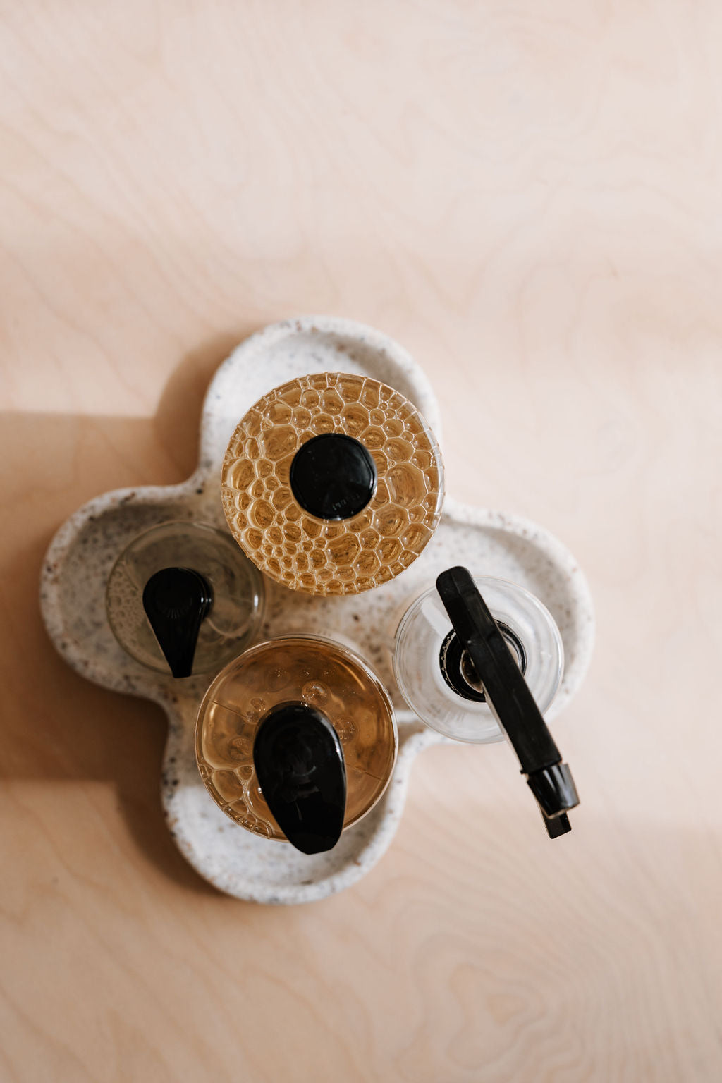 Humdakin  Terrazzo bakke m/kant - rød/beige