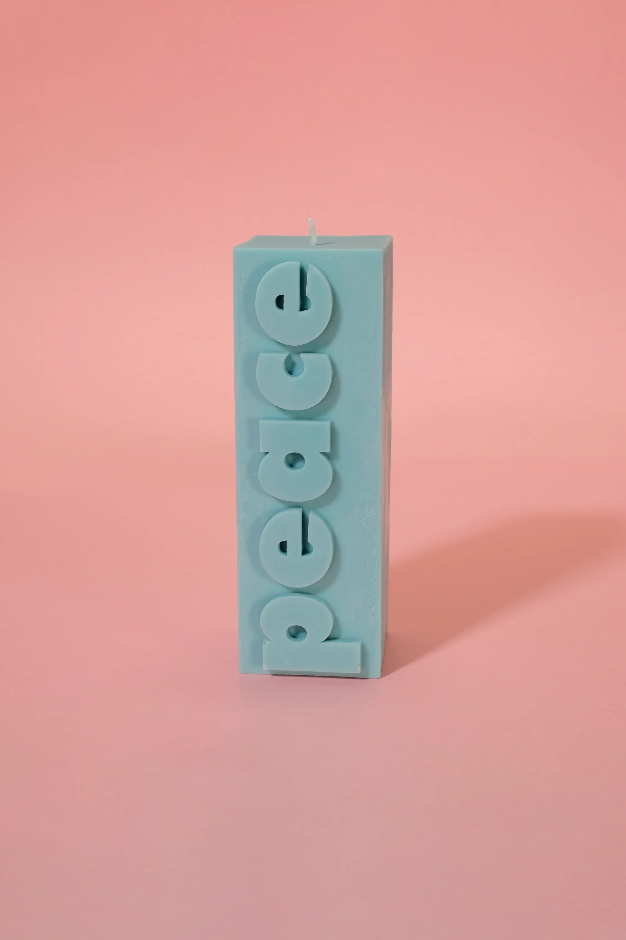 FLAMINGO CANDLES Bougie PEACE SLOGAN BLOCK PILLAR CANDLE Bleu