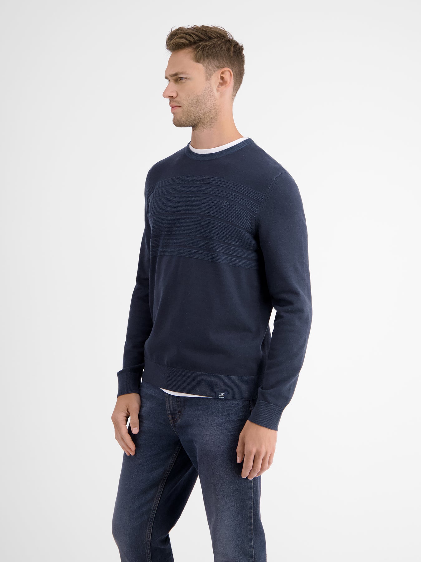 Strickpullover tonal gestreift