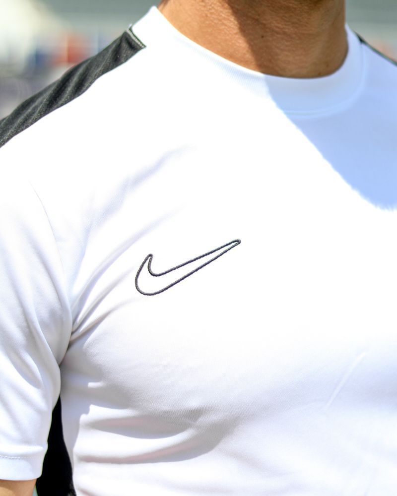Maillot d'entraînement Nike Academy 23 Blanc & Noir pour homme