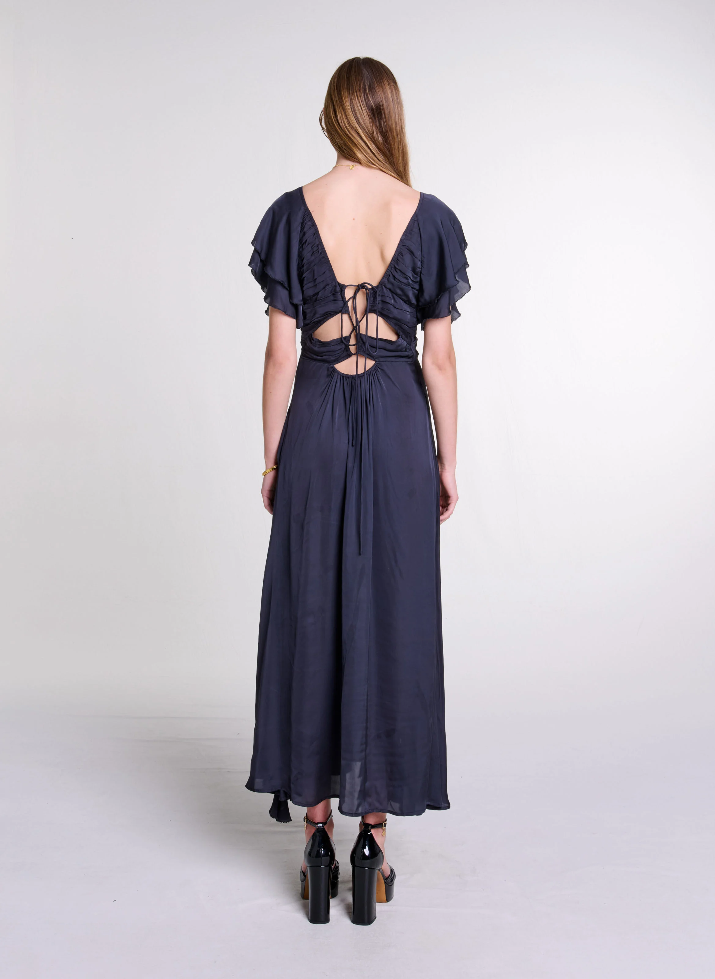Robe longue satinée à volants| Noir