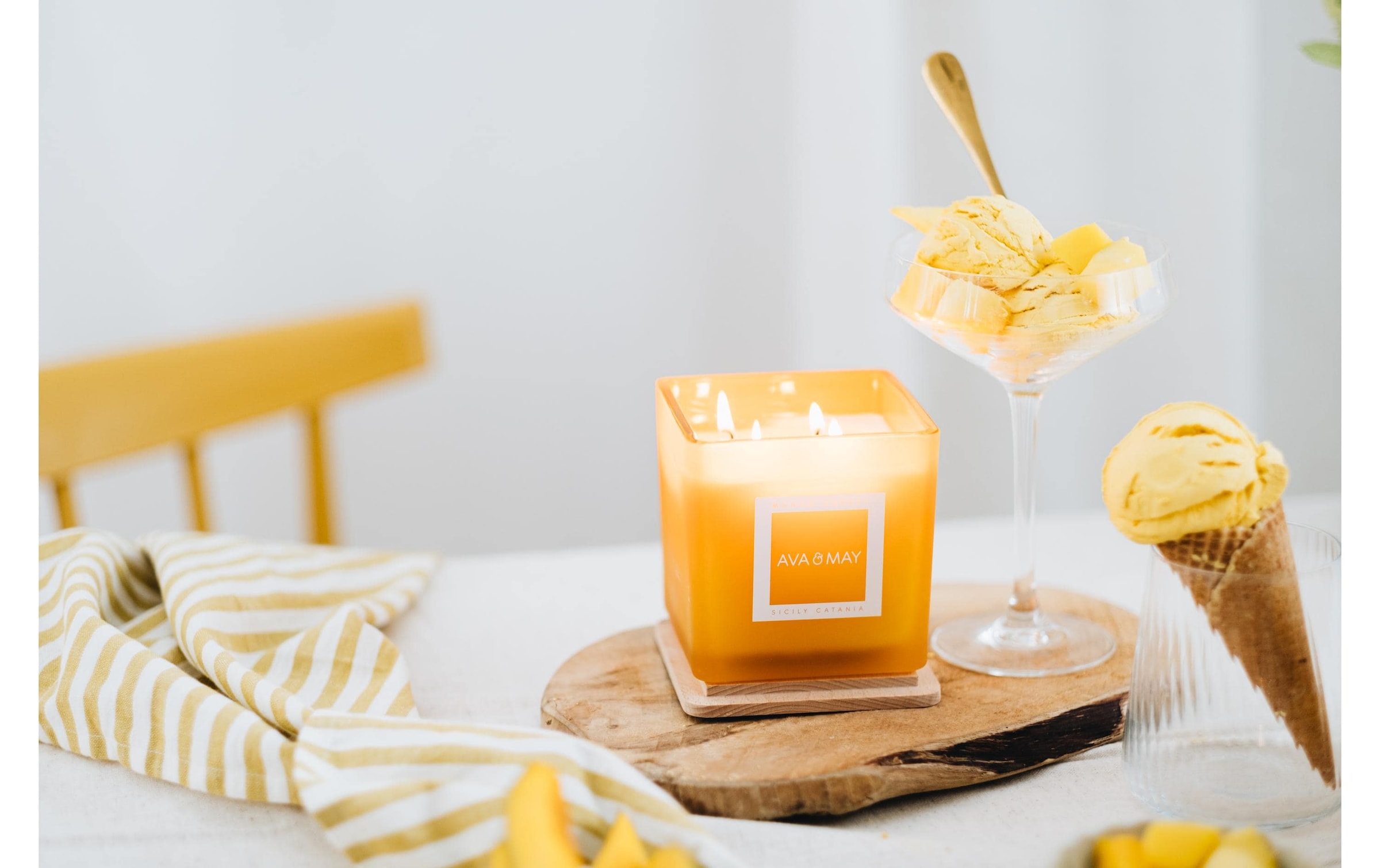AVA & MAY Duftkerze »Mango Sorbet 450 g«