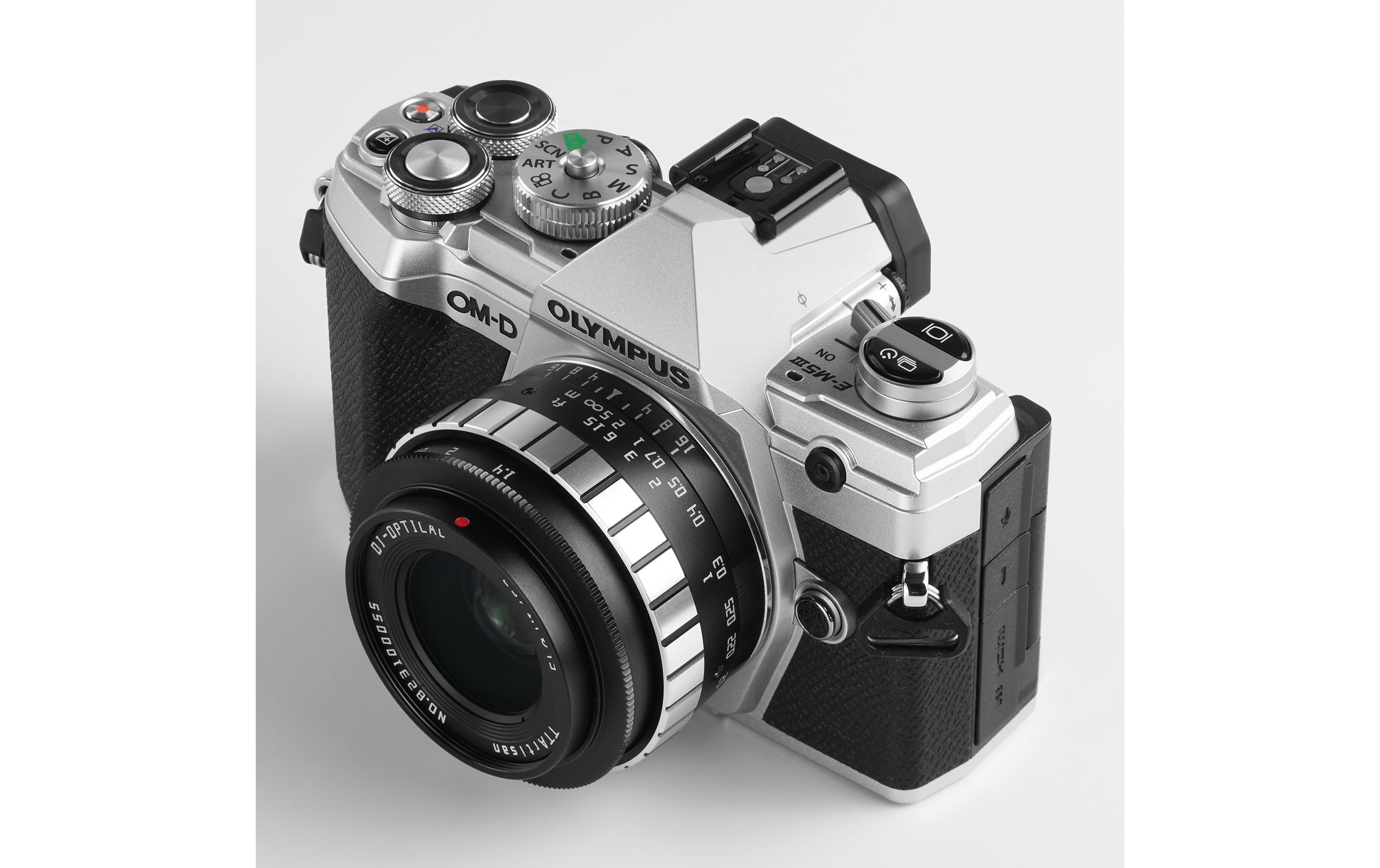 Festbrennweite APS-C 23mm F/1.4 – Nikon Z<br>Lichtstarkes Festbrennweitenobjektiv mit weichem Bokeh-Effekt
