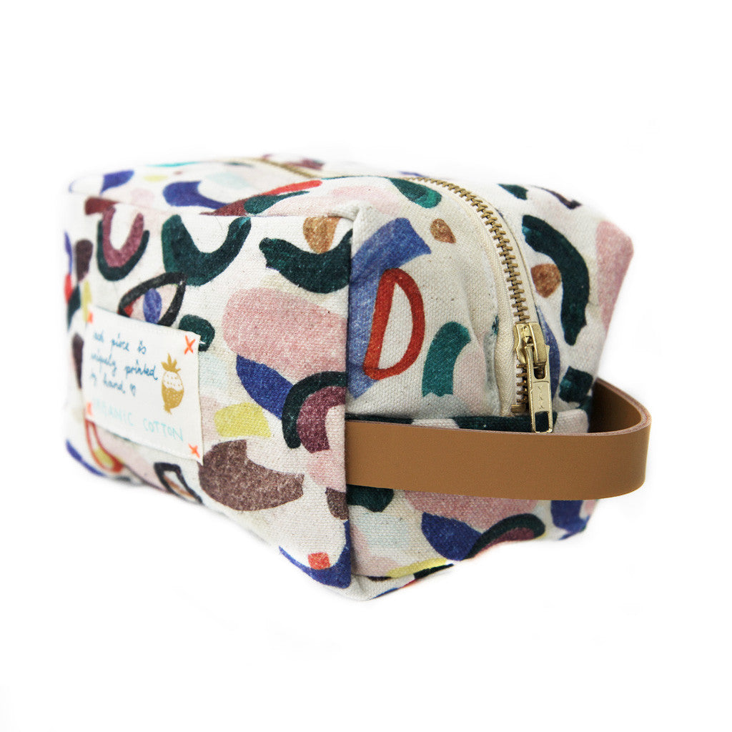 Pouch 