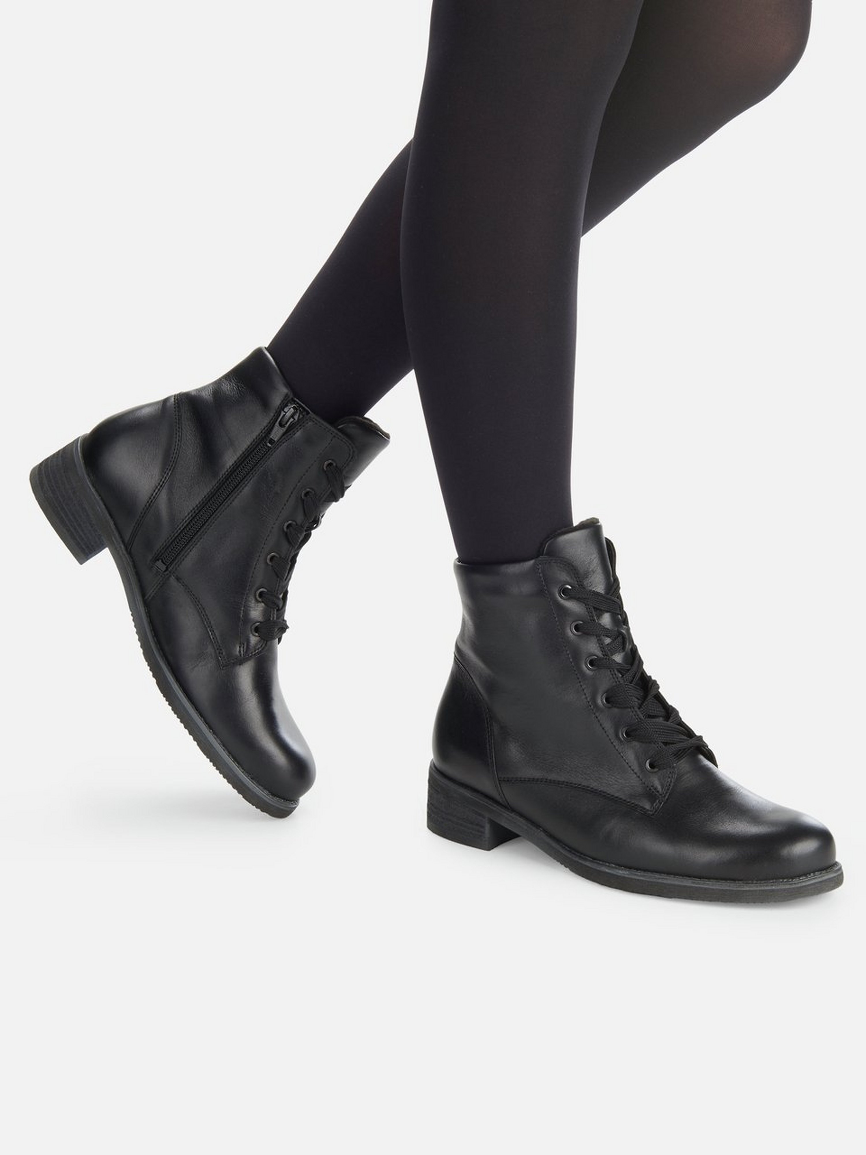 Schnür-Stiefelette Hienna