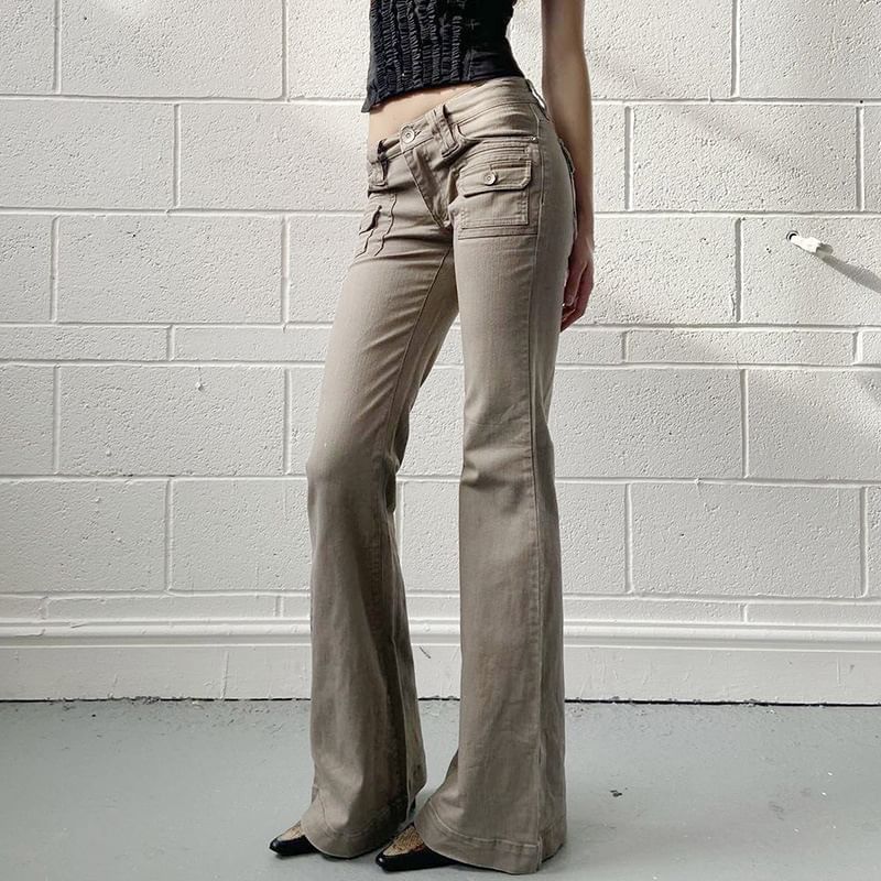 Sosana - Low Rise Plain Slim-Fit Boot-Cut Cargo Jeans