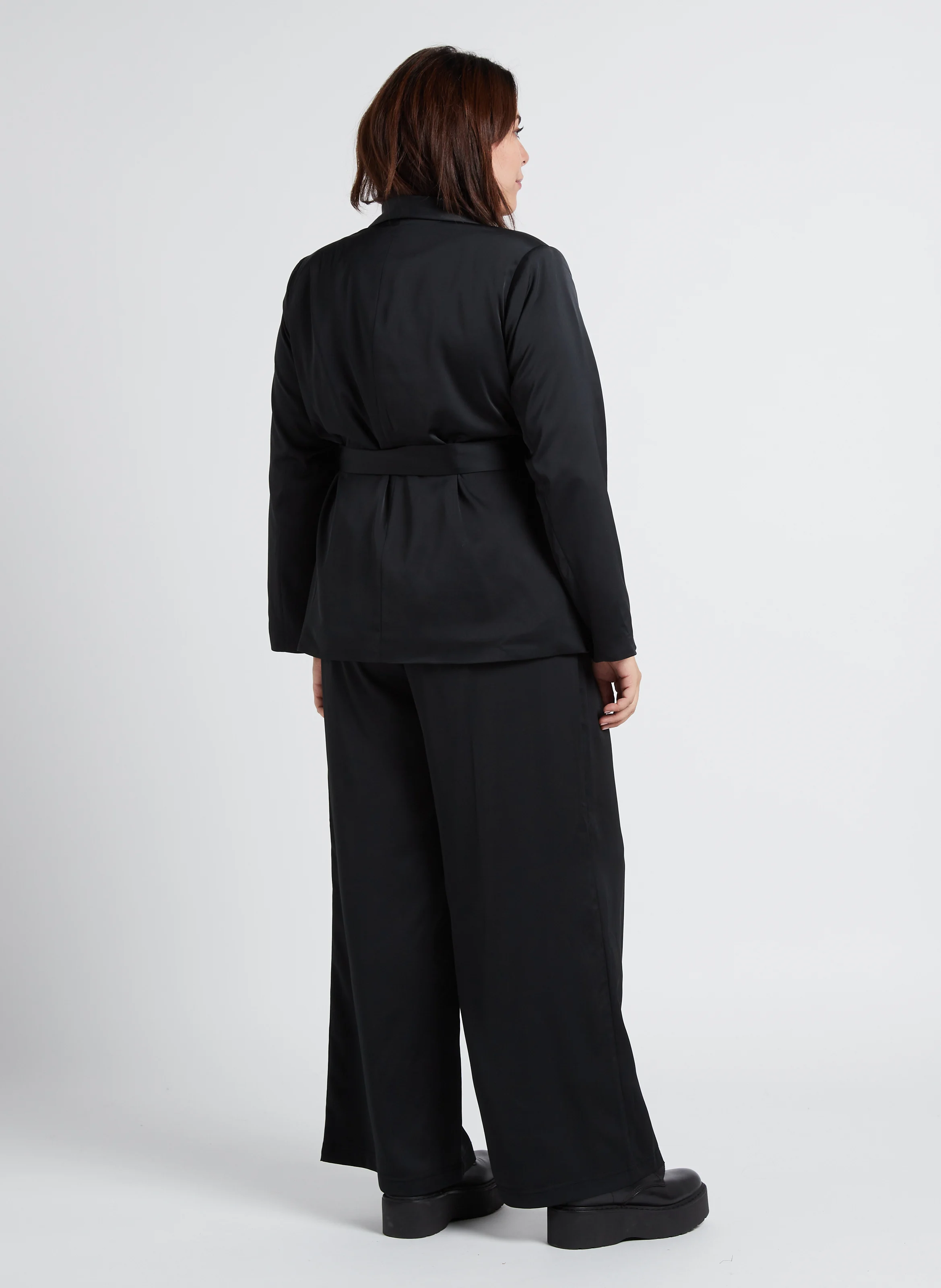 KAY - veste col tailleur satinée | Noir