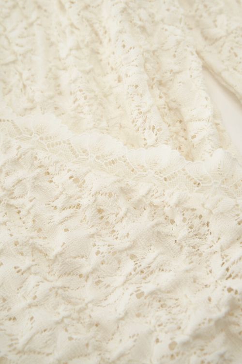 Witte kanten top met overslag