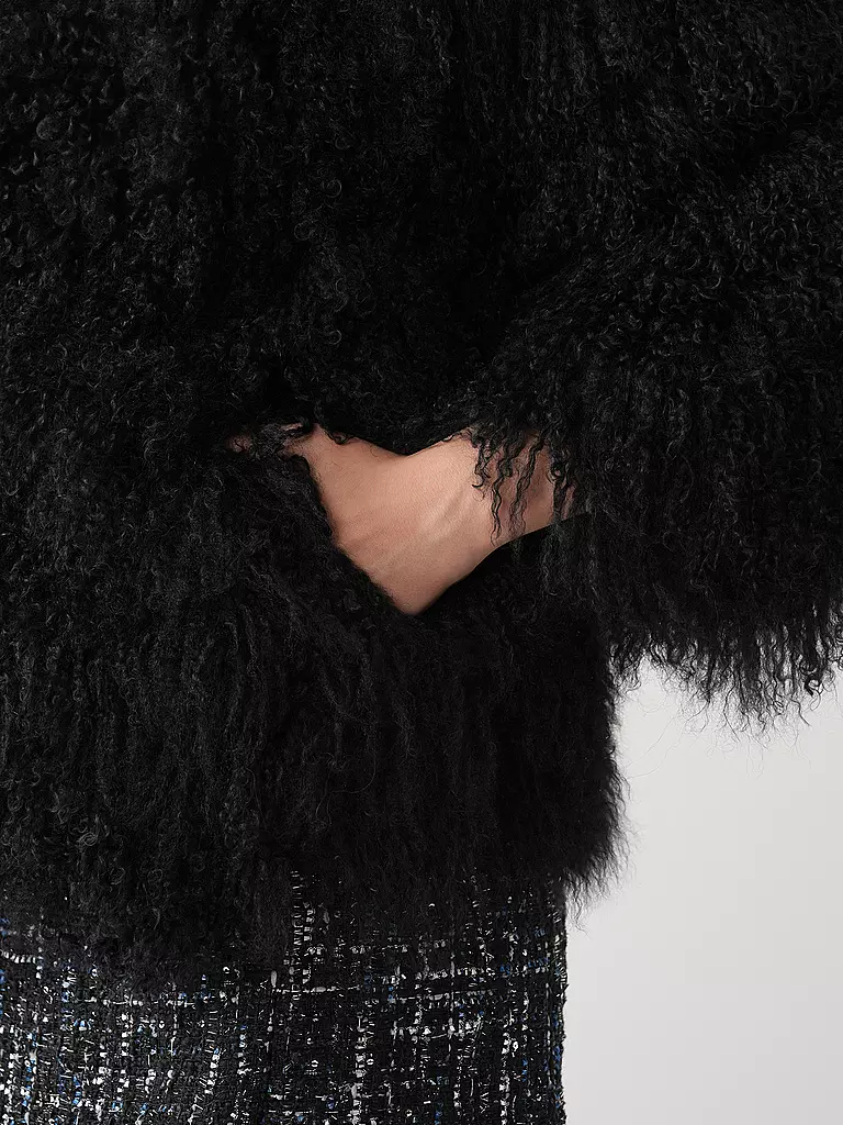MEOTINE Felljacke schwarz