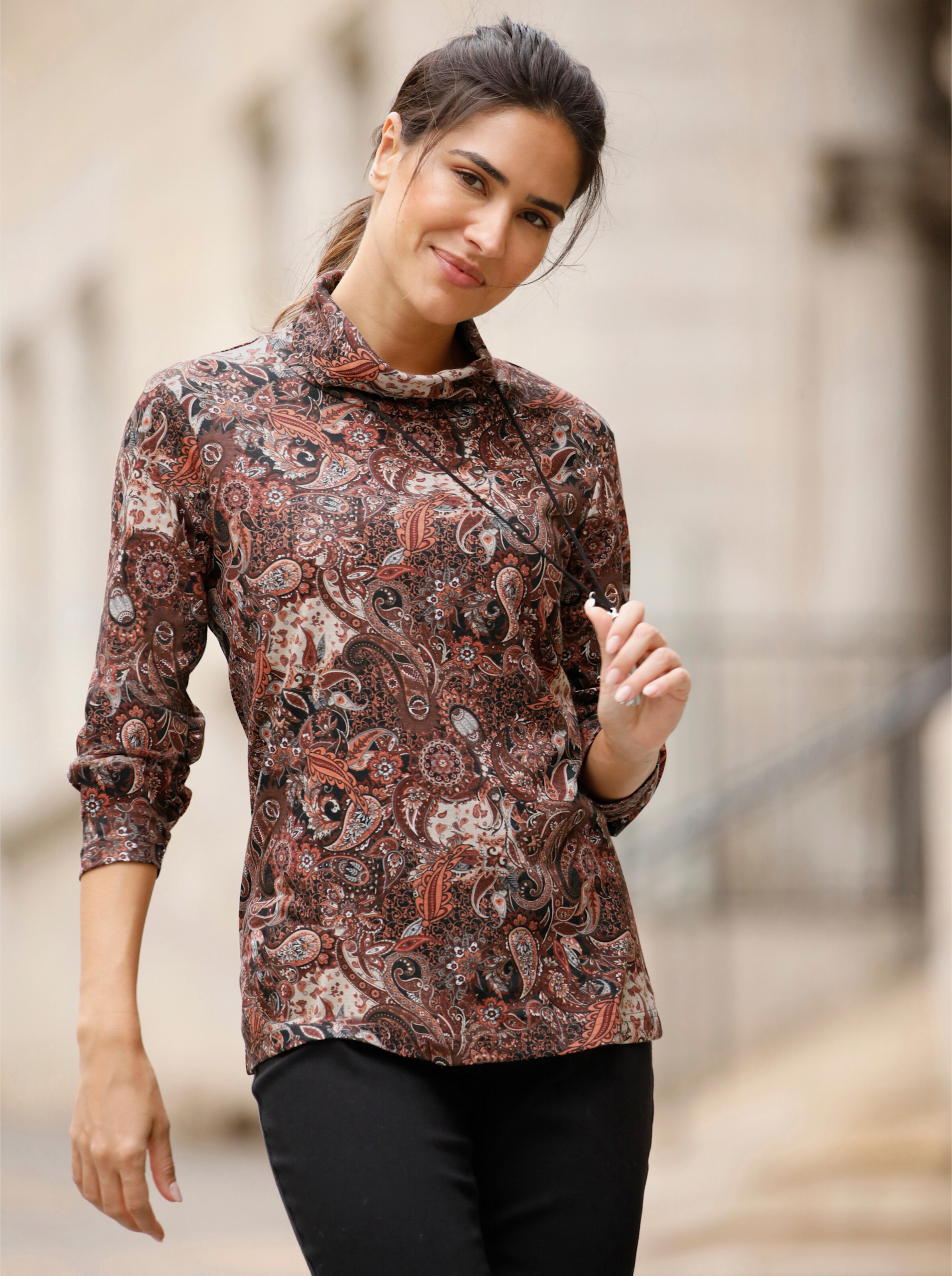 Rollkragenshirt mit Paisley-Muster