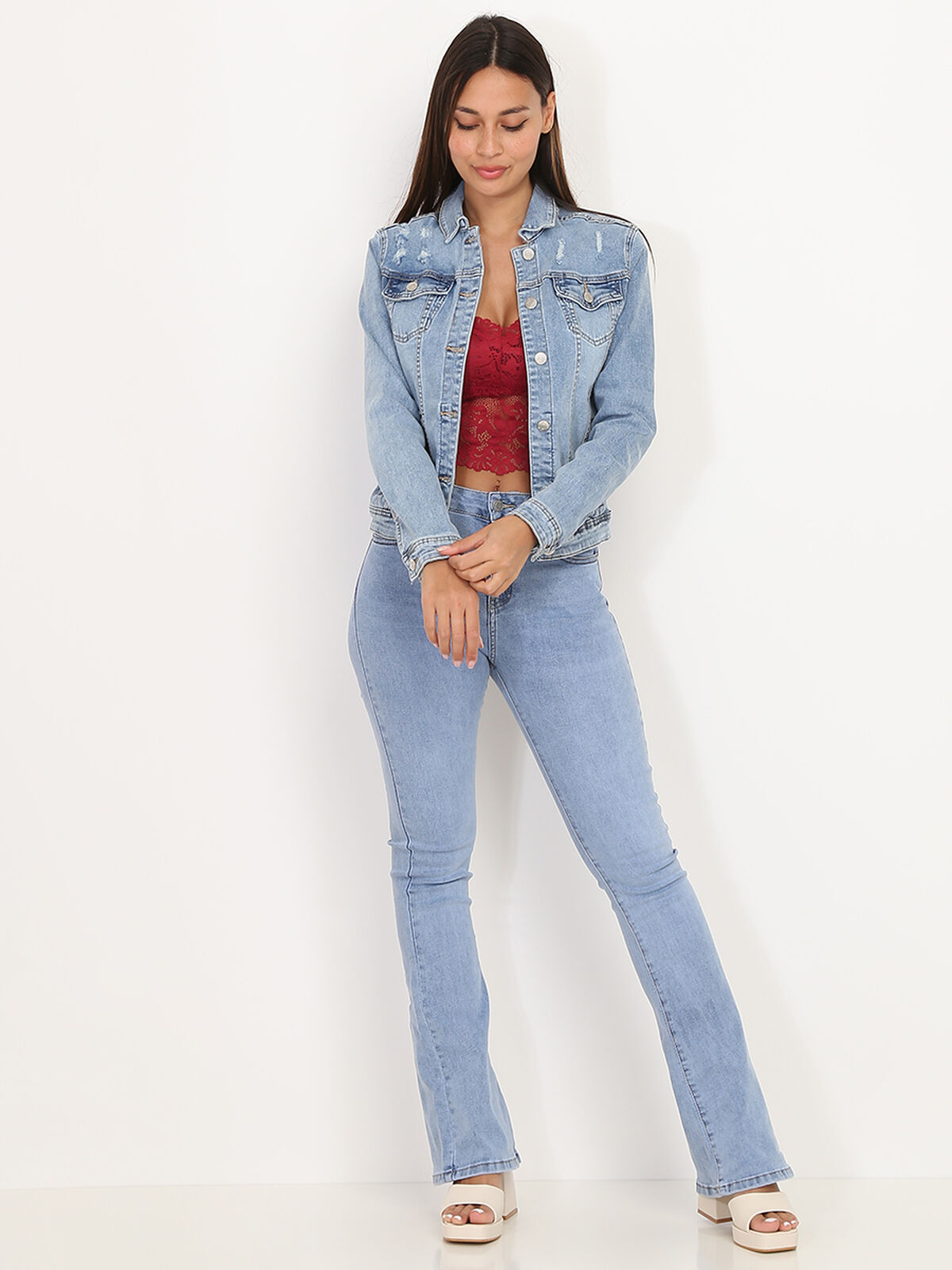 Veste courte en jean déchiré- Bleu