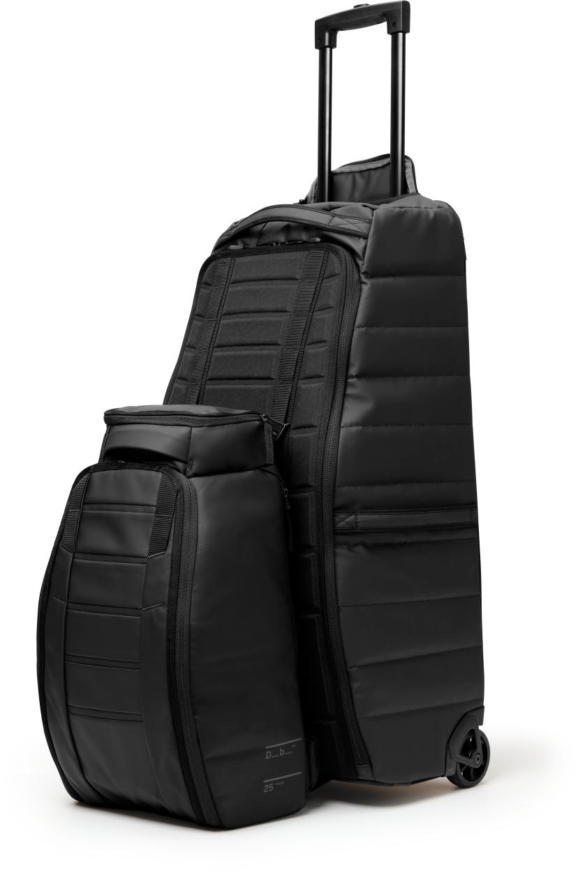 Db Hugger Backpack 25L Black Out