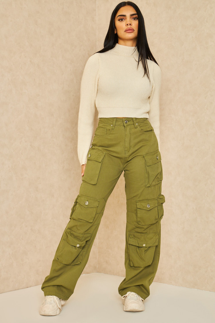 Jeans large à multiples poches cargo kaki