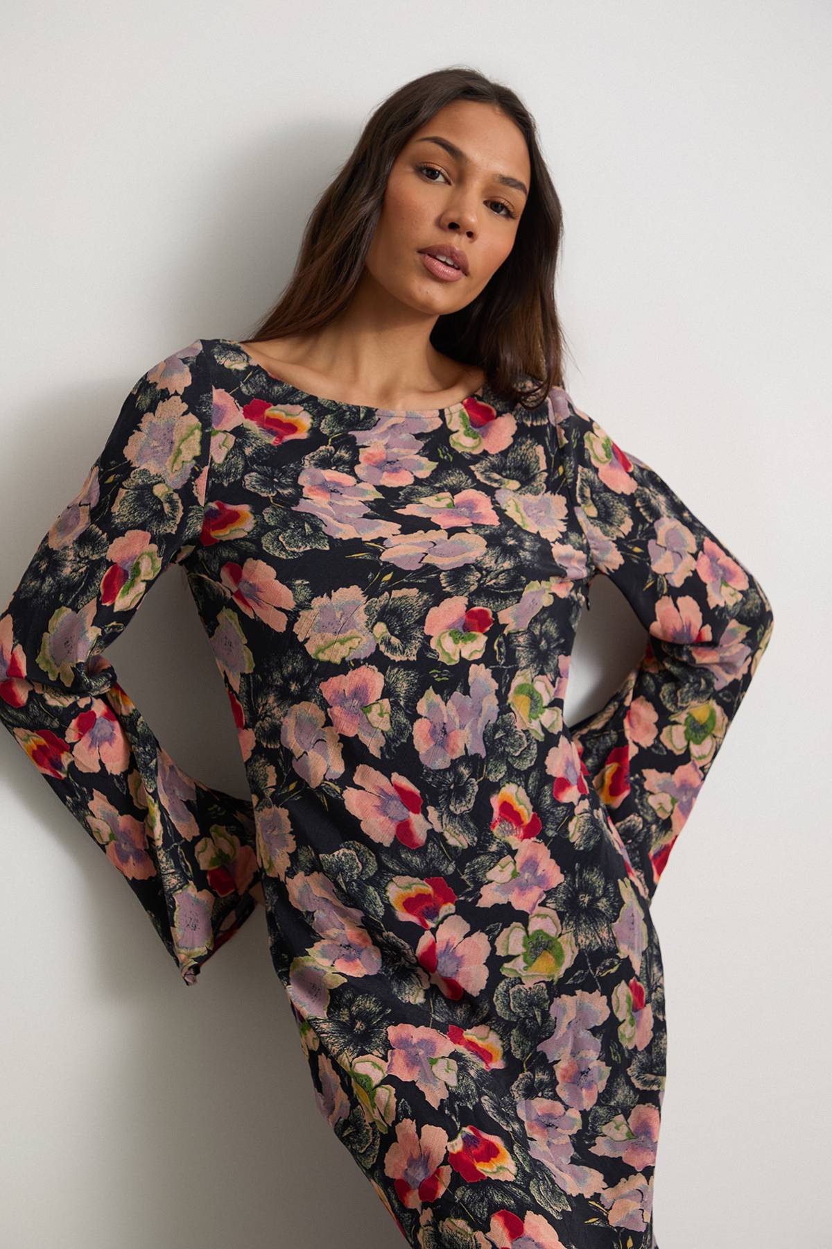 Warehouse Robe Midaxi Florale Coupe Biais Dos Échancré