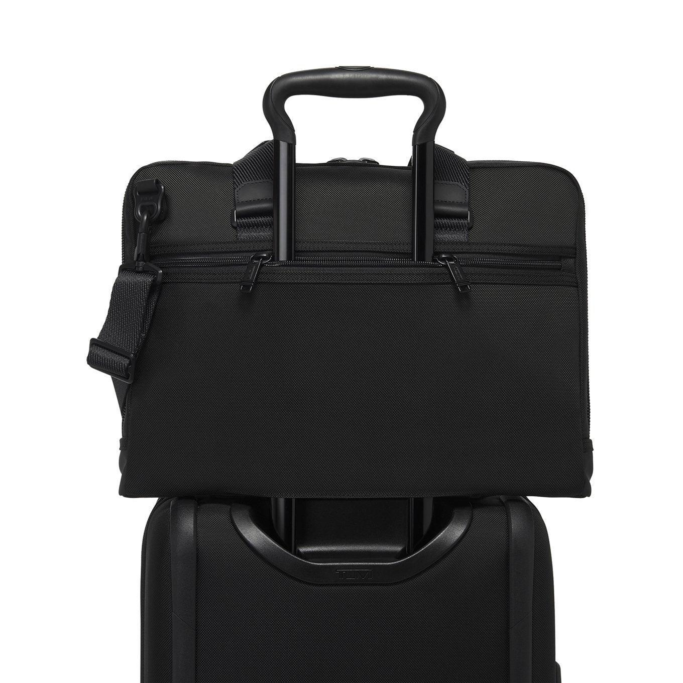 Tumi - ALPHA BRAVO-ACADEMY BRIEF