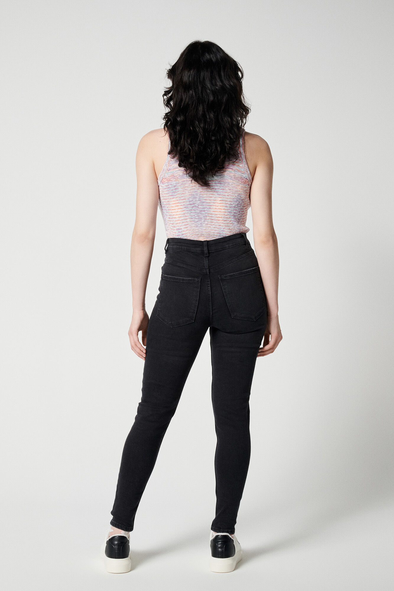 Calça jeans skinny de cintura alta
