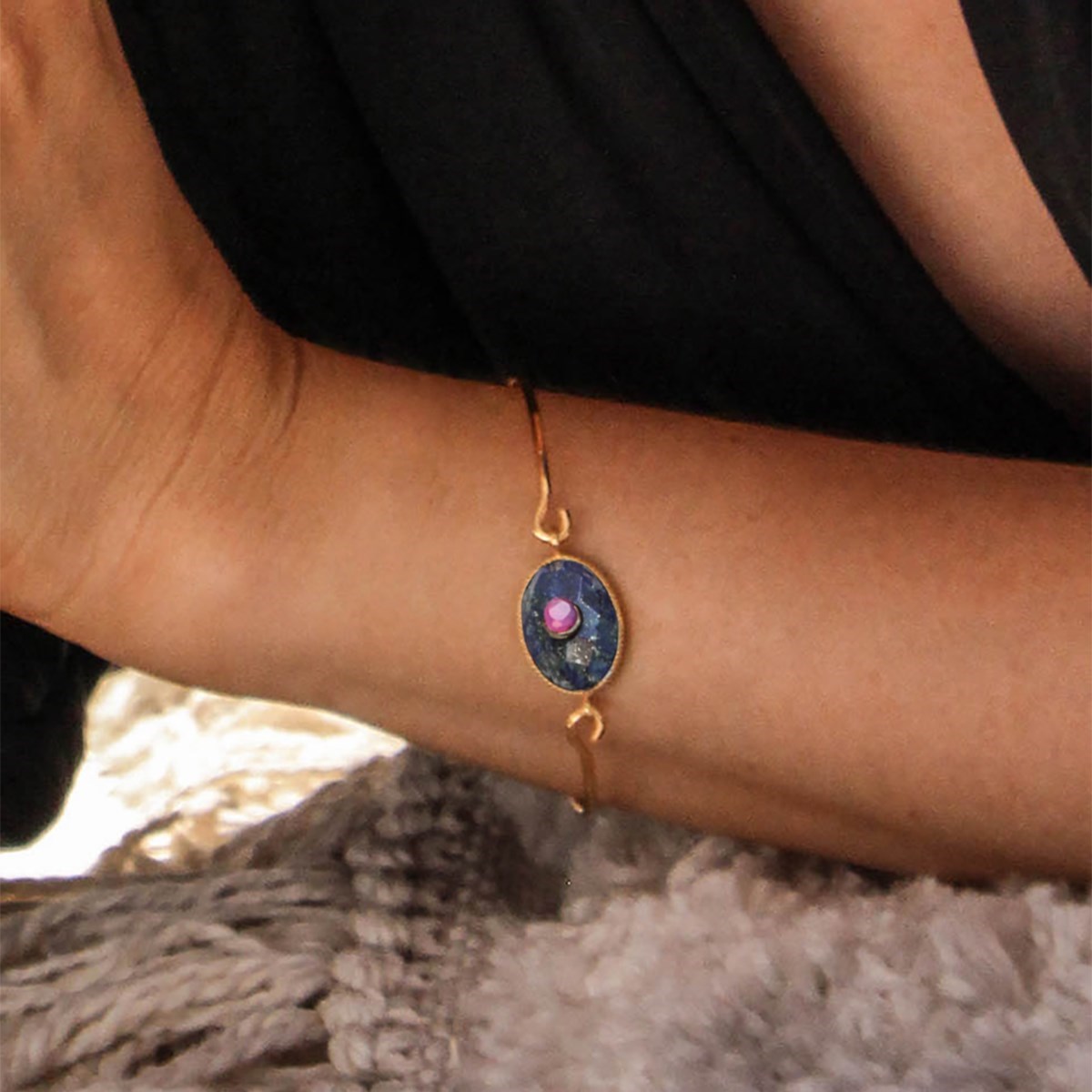 Jonc oeil quartz saphir doré à l'or fin 24k DEVA
