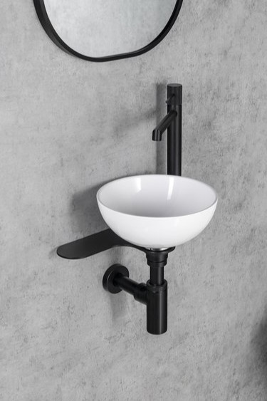 Sapho Minor toilet waskom beton 26cm roze met houder rechts