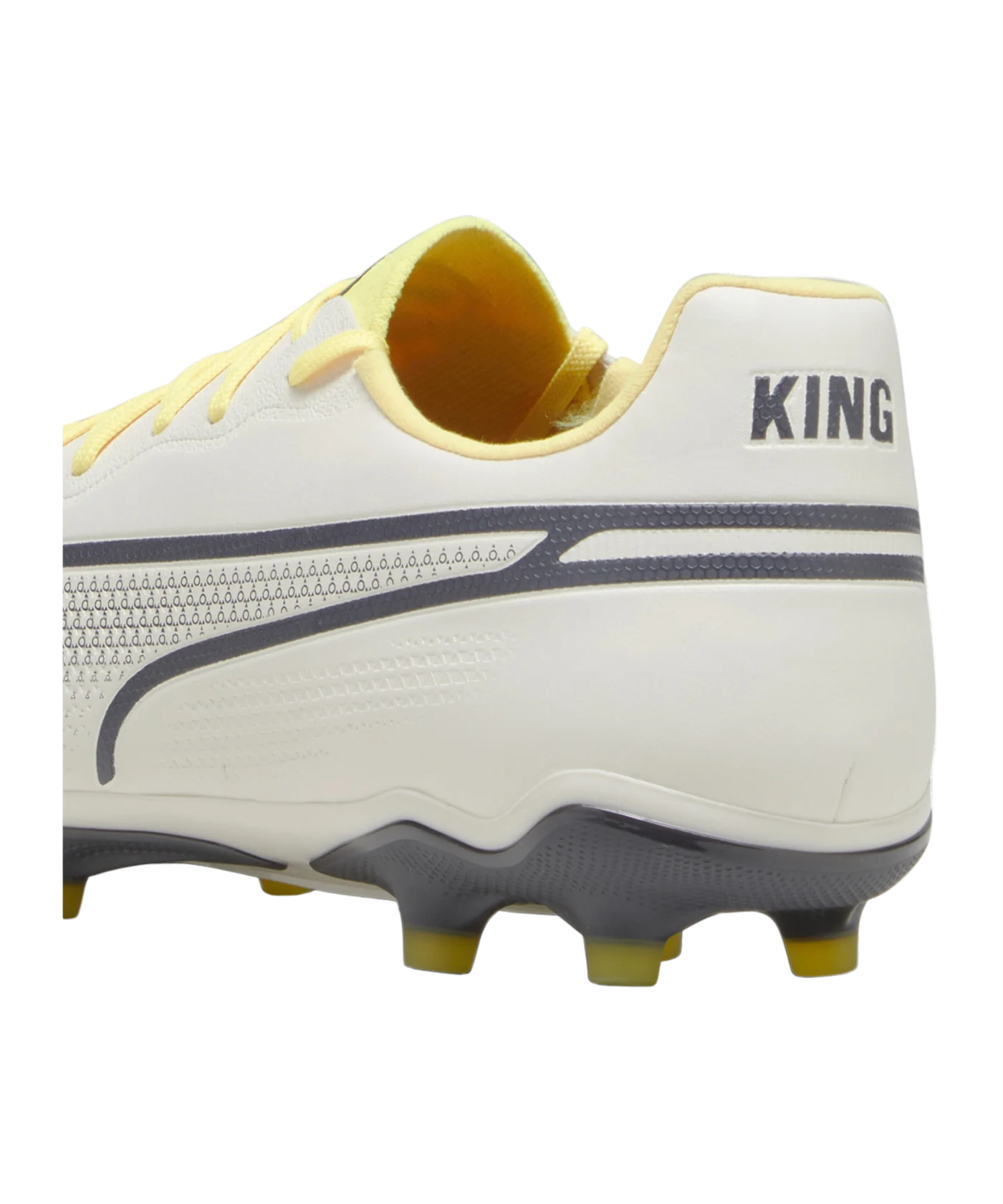 PUMA KING Pro FG/AG Voltage Weiss Grau Gelb F03