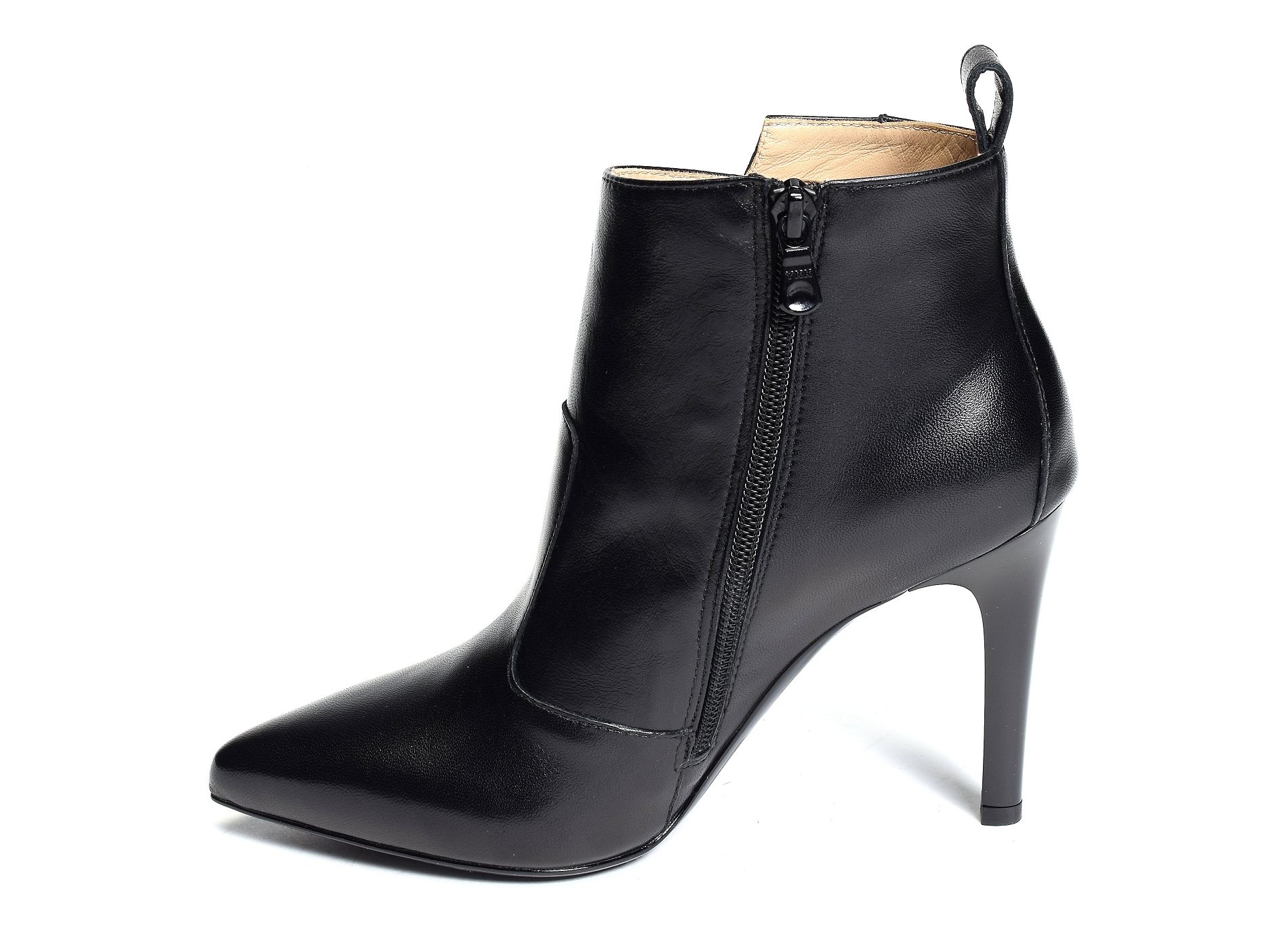 05540 noir