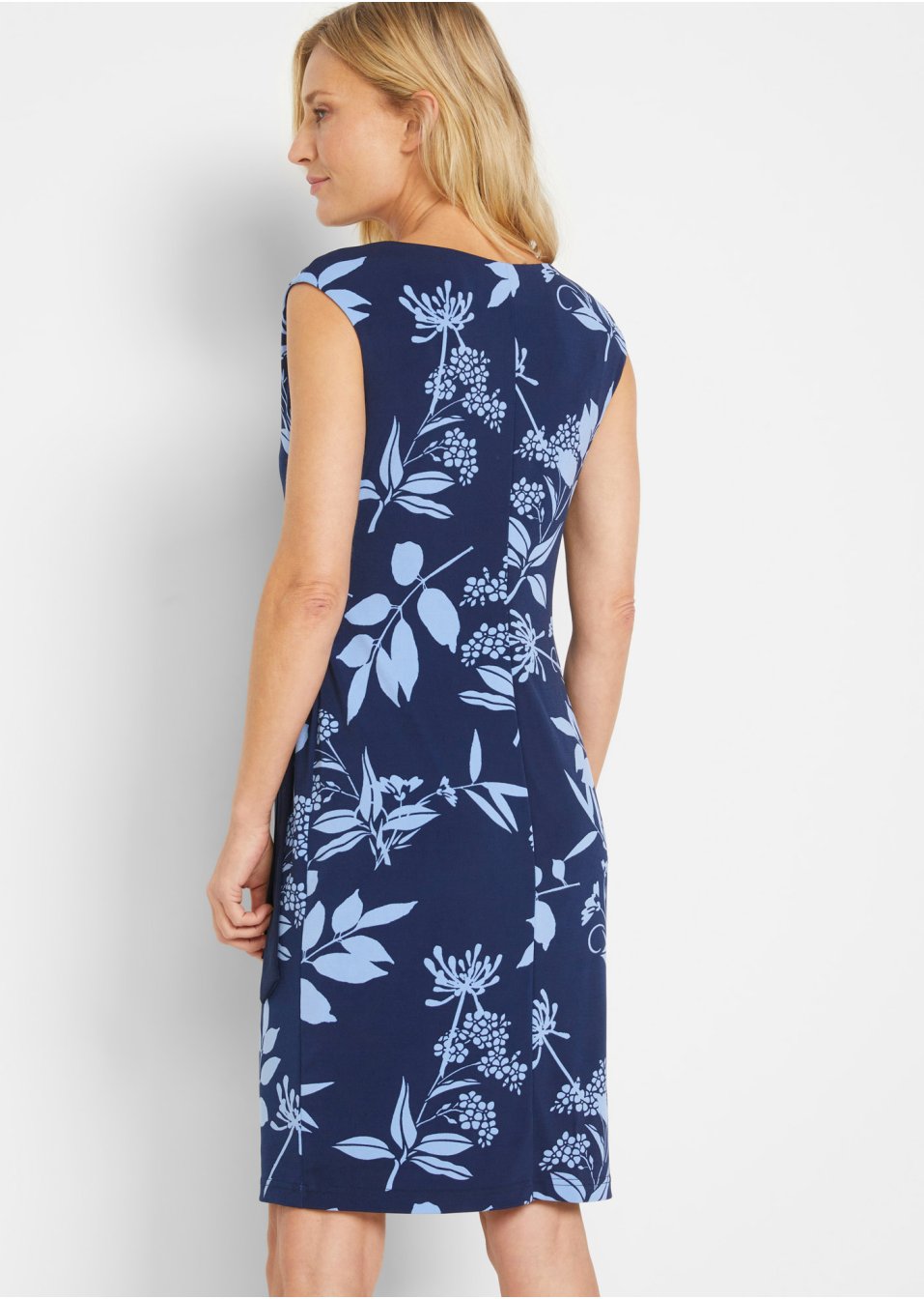 Robe à motif floral