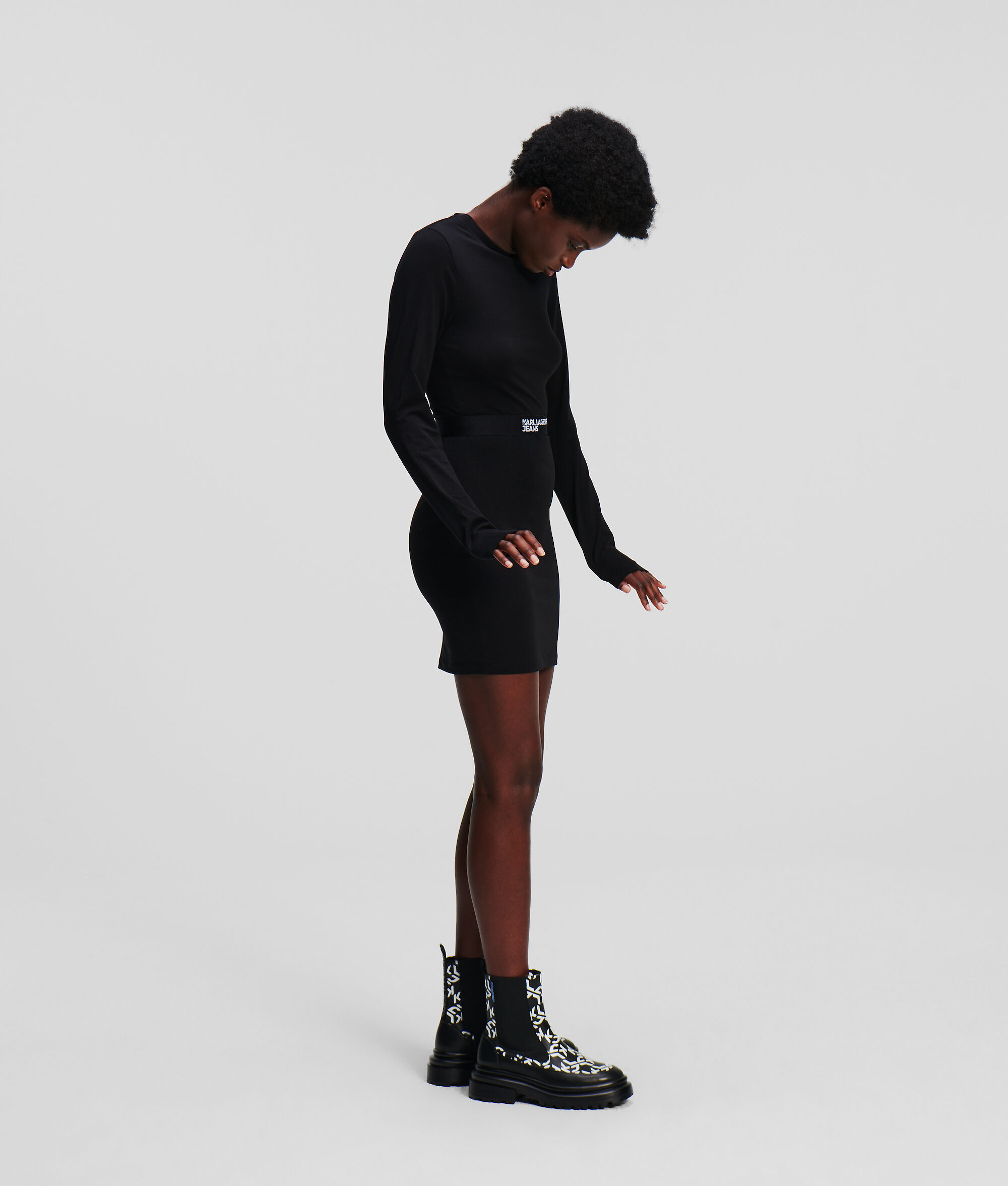 ROBE EN JERSEY À MANCHES LONGUES KLJ