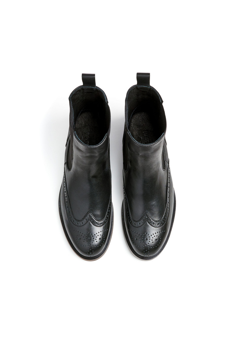 STIEFELETTE Schwarz
