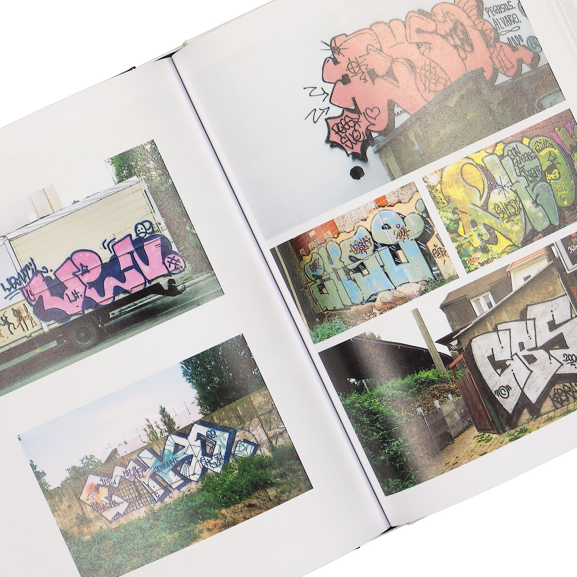 Racoon Books<br>DECADES vol. 2 2000-2010 Graffiti Writing In Berlin