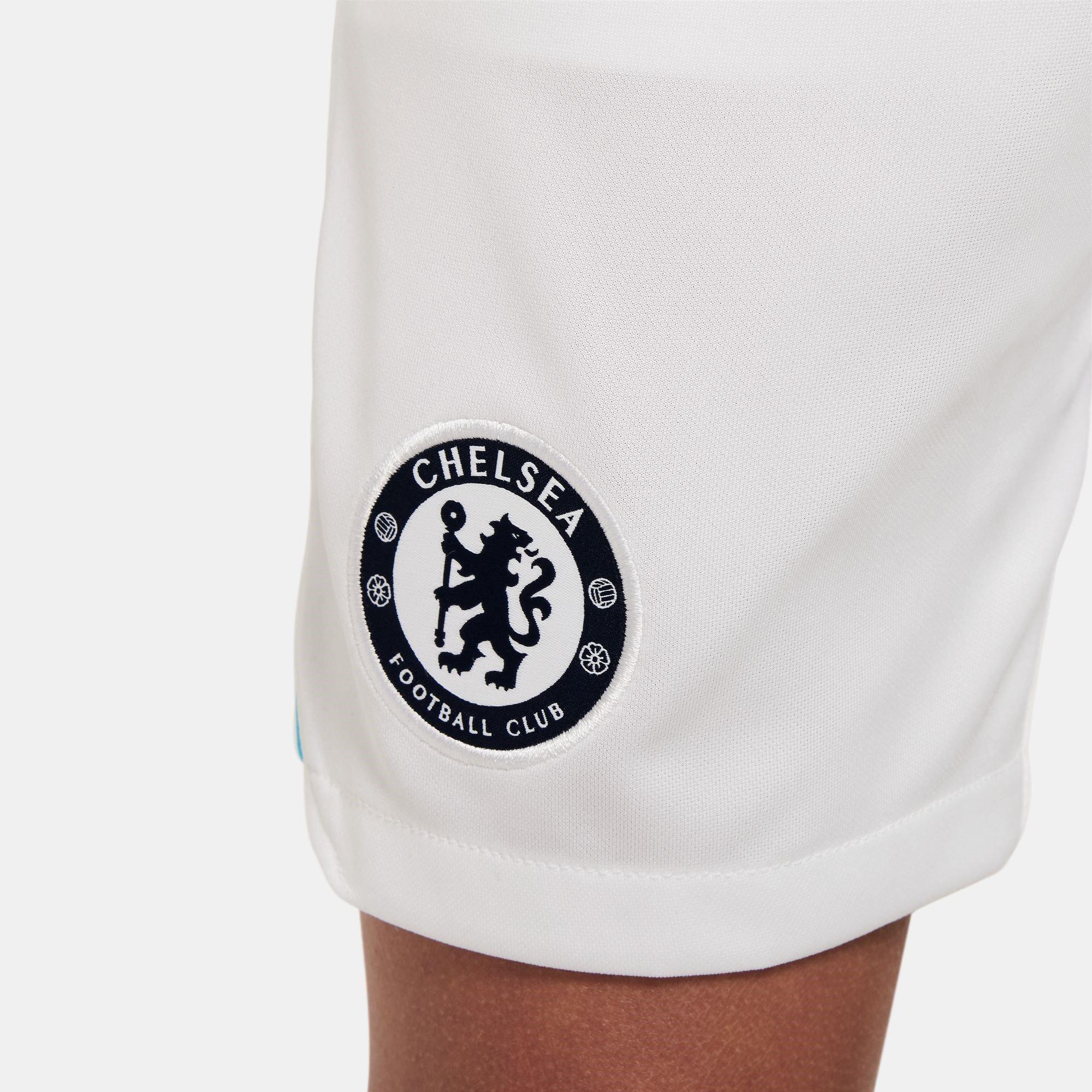 Nike Chelsea Away Shorts 2022 2023 Juniors