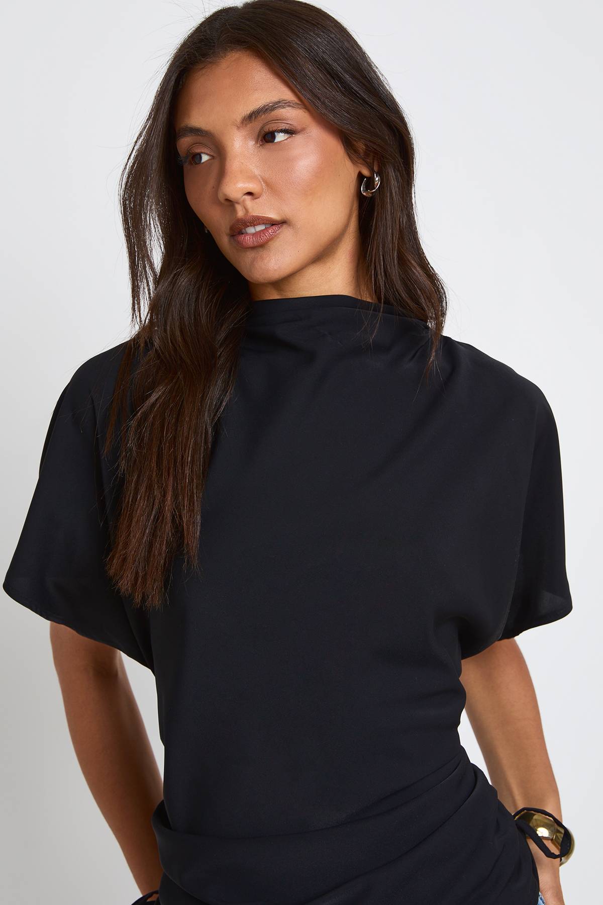 boohoo Haut Ample Long À Fronces Latérales