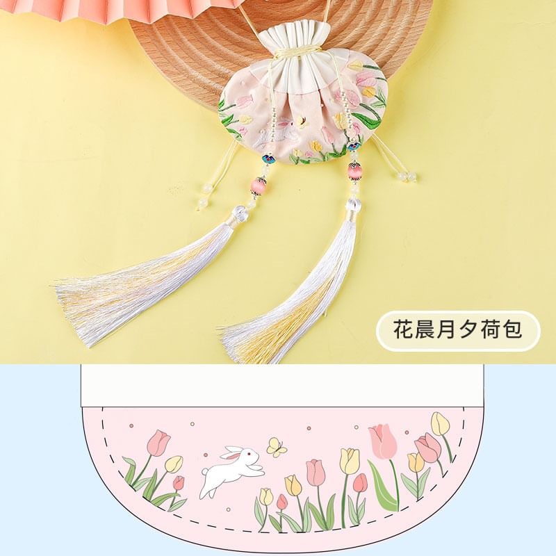 Embroidery Kingdom - DIY borduurpakket met kwastjesgeurzakjes (verschillende ontwerpen)
