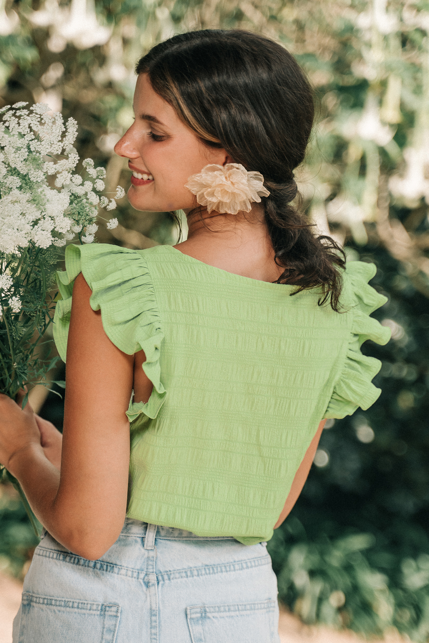 Blouse à col carré et manches à volants verte
