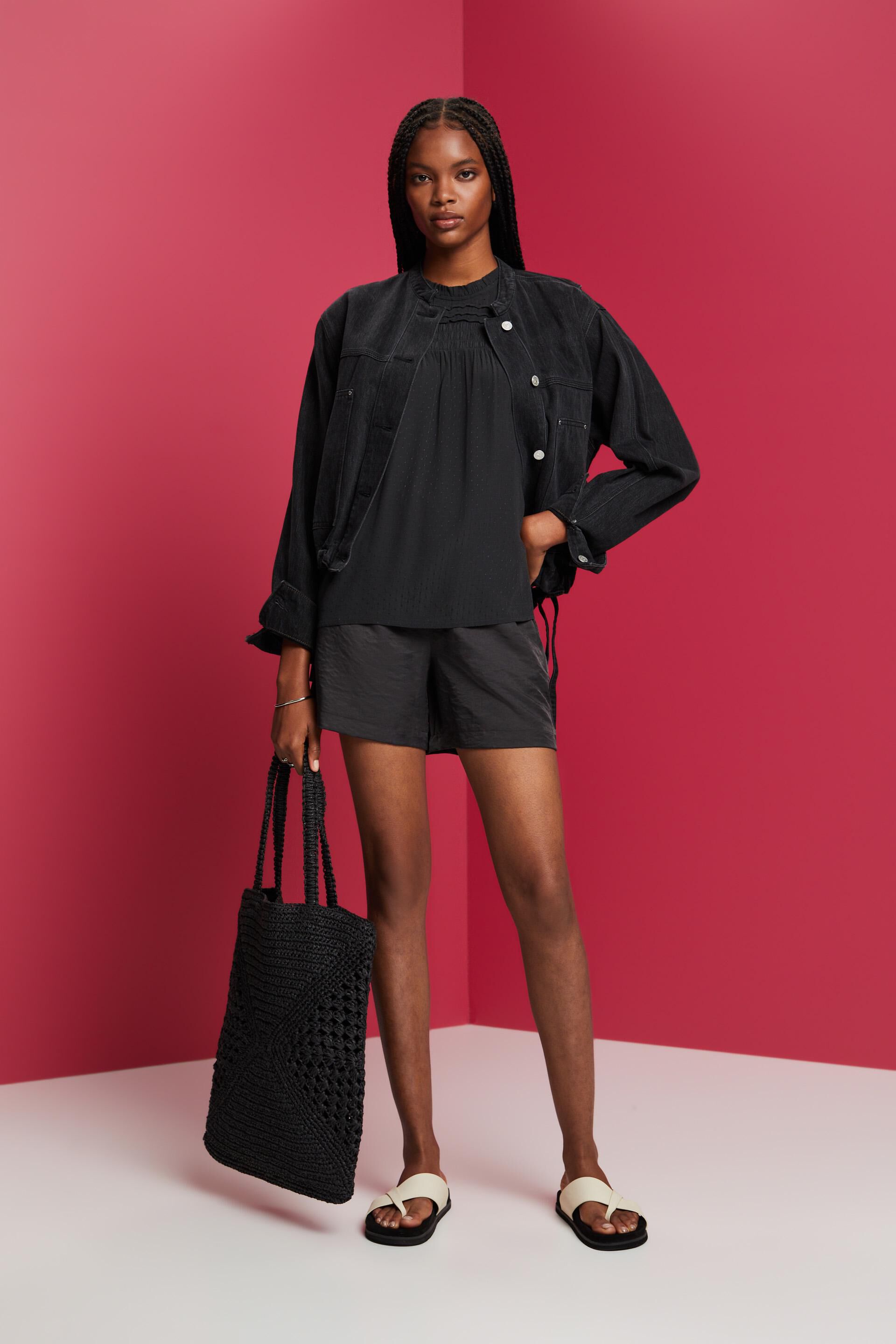 Blouses woven