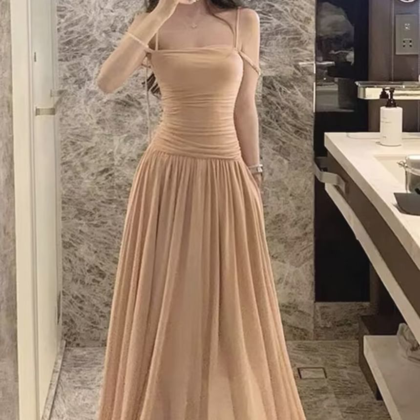 Larlige - Off-Shoulder Effen Geplooide Mesh Maxi A-lijn Jurk met Striksluiting