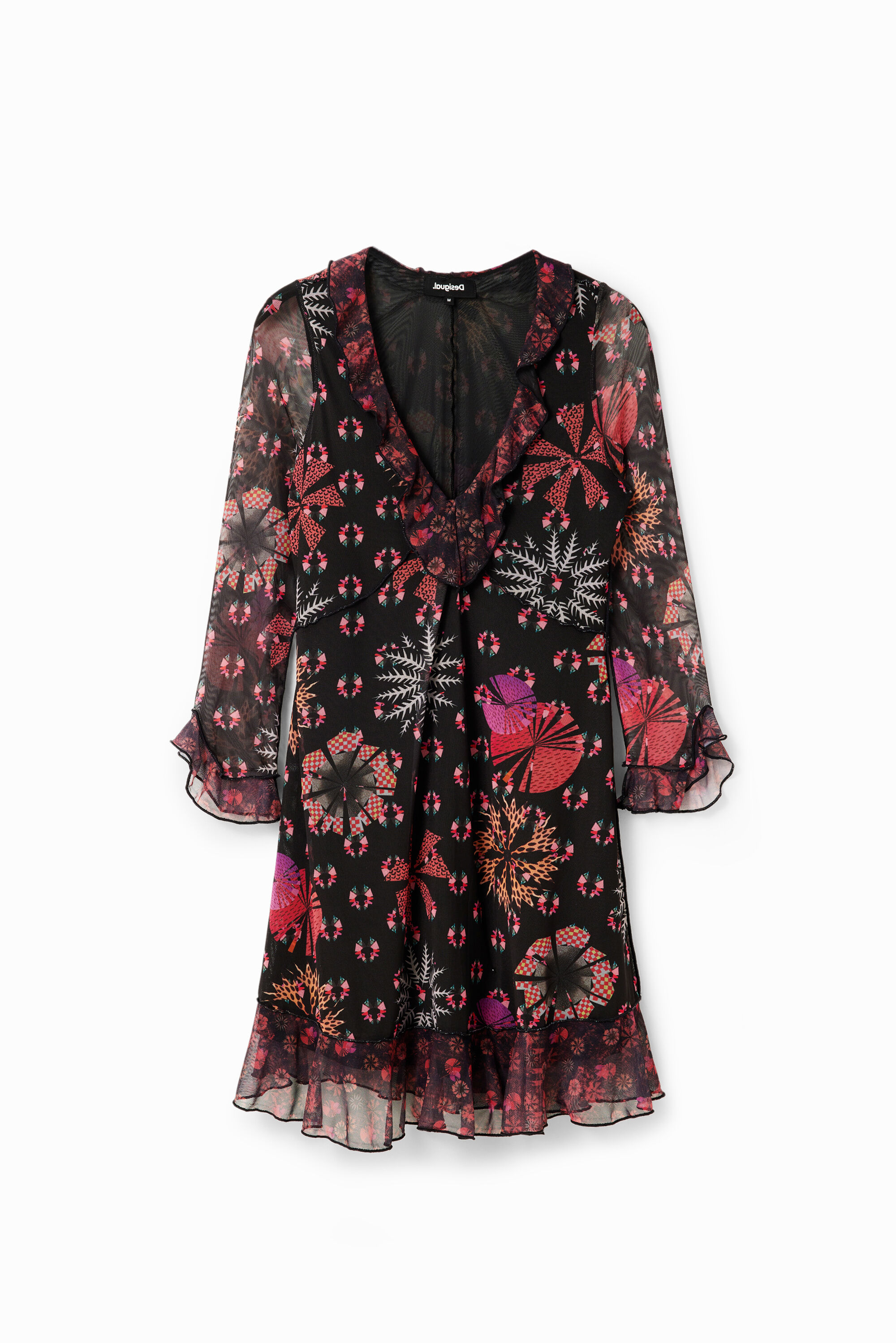 Vestido curto com mangas esvoaçantes