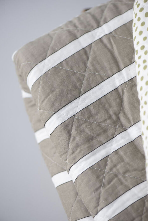 Ib Laursen Quilt hvide, sorte og hørfarvede striber Multi