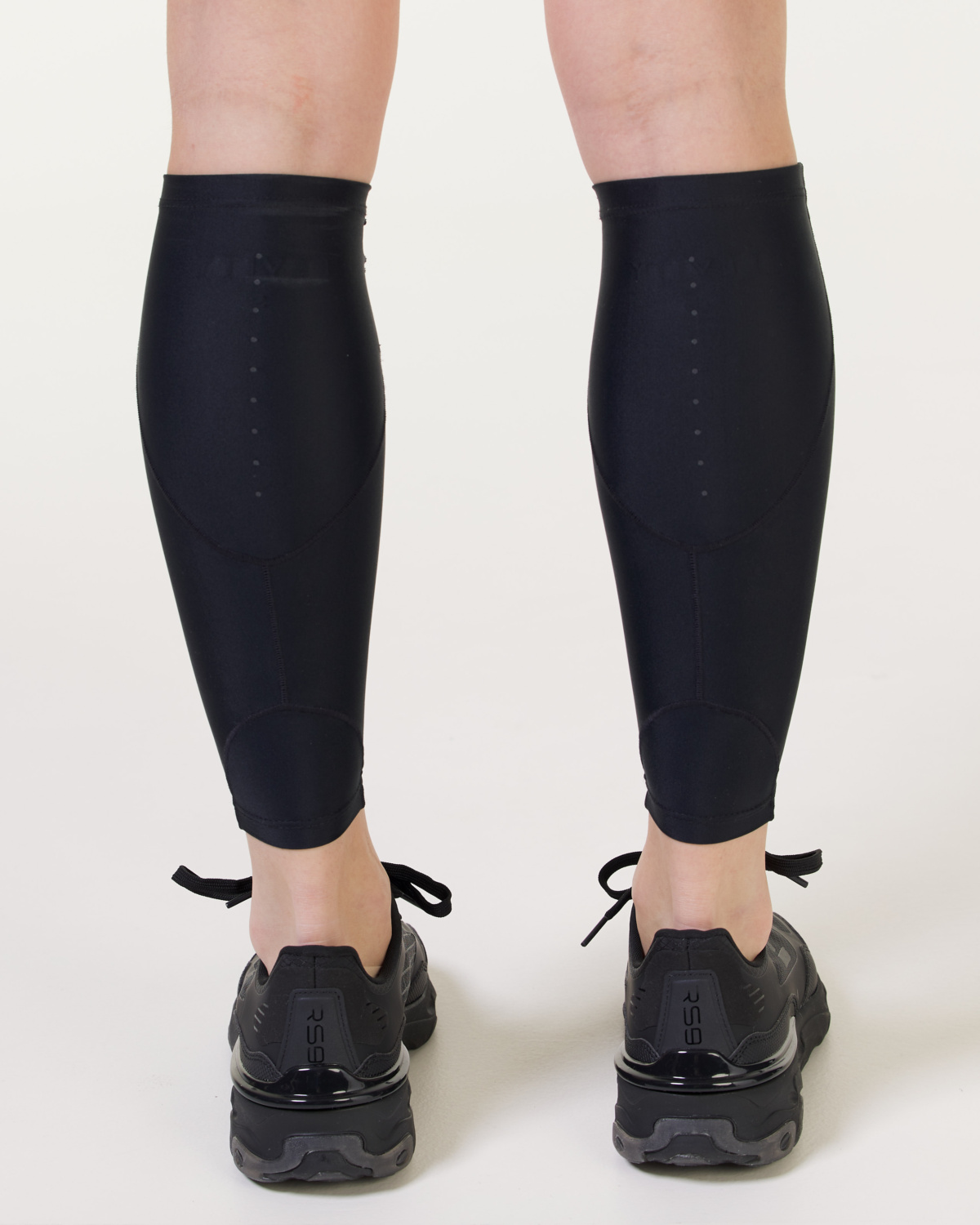 LEVITY Tech Comp Calf Support Black