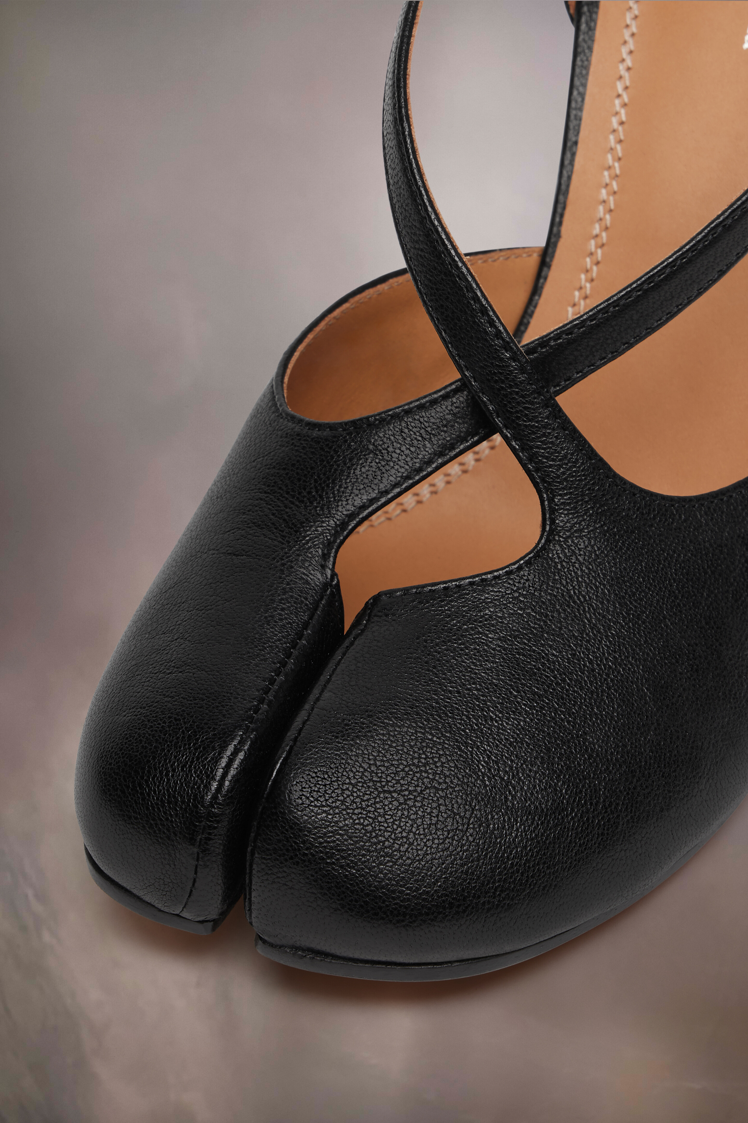 TABI PUMP STRAPS H80